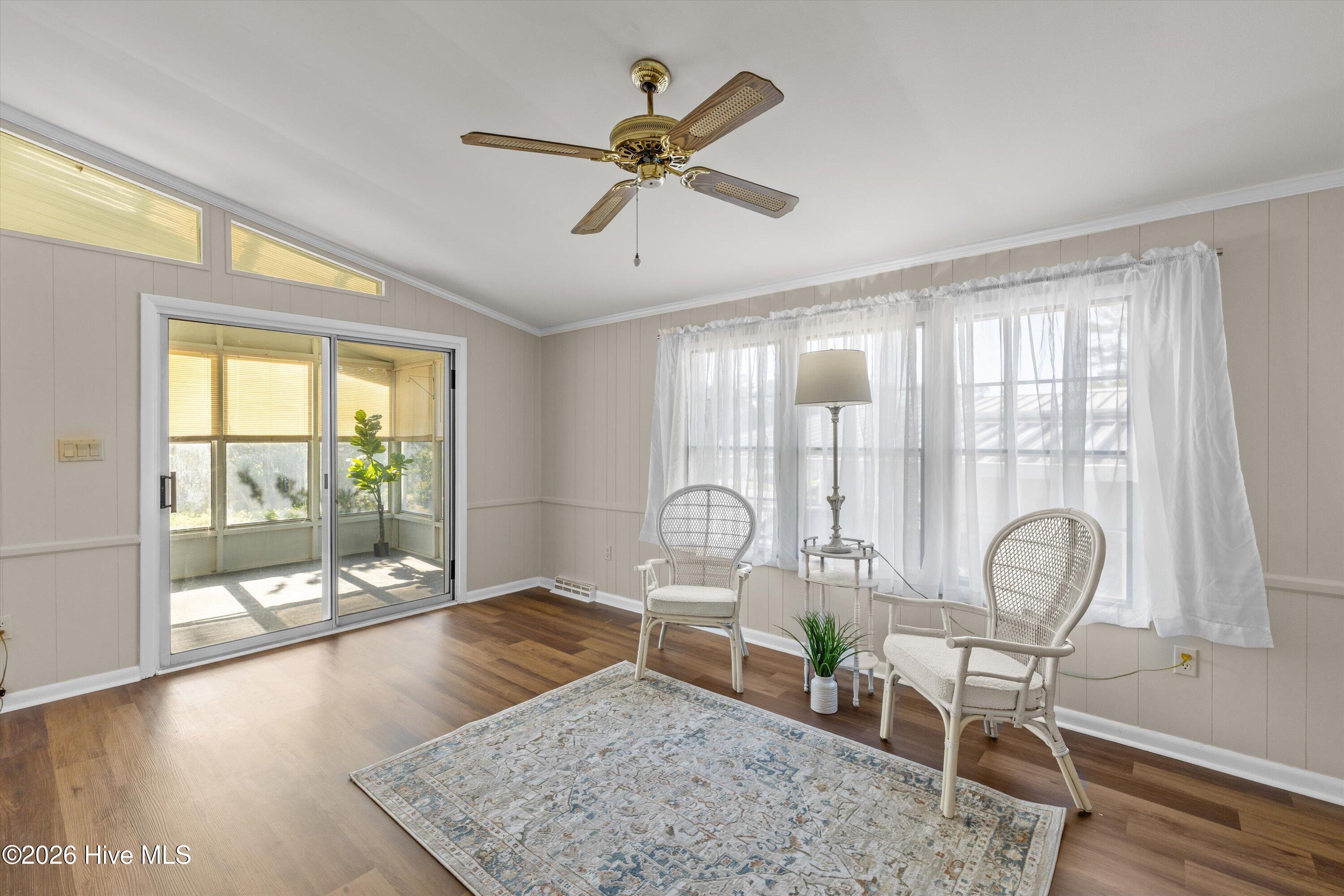 107 Constitution Avenue Property Photo 9