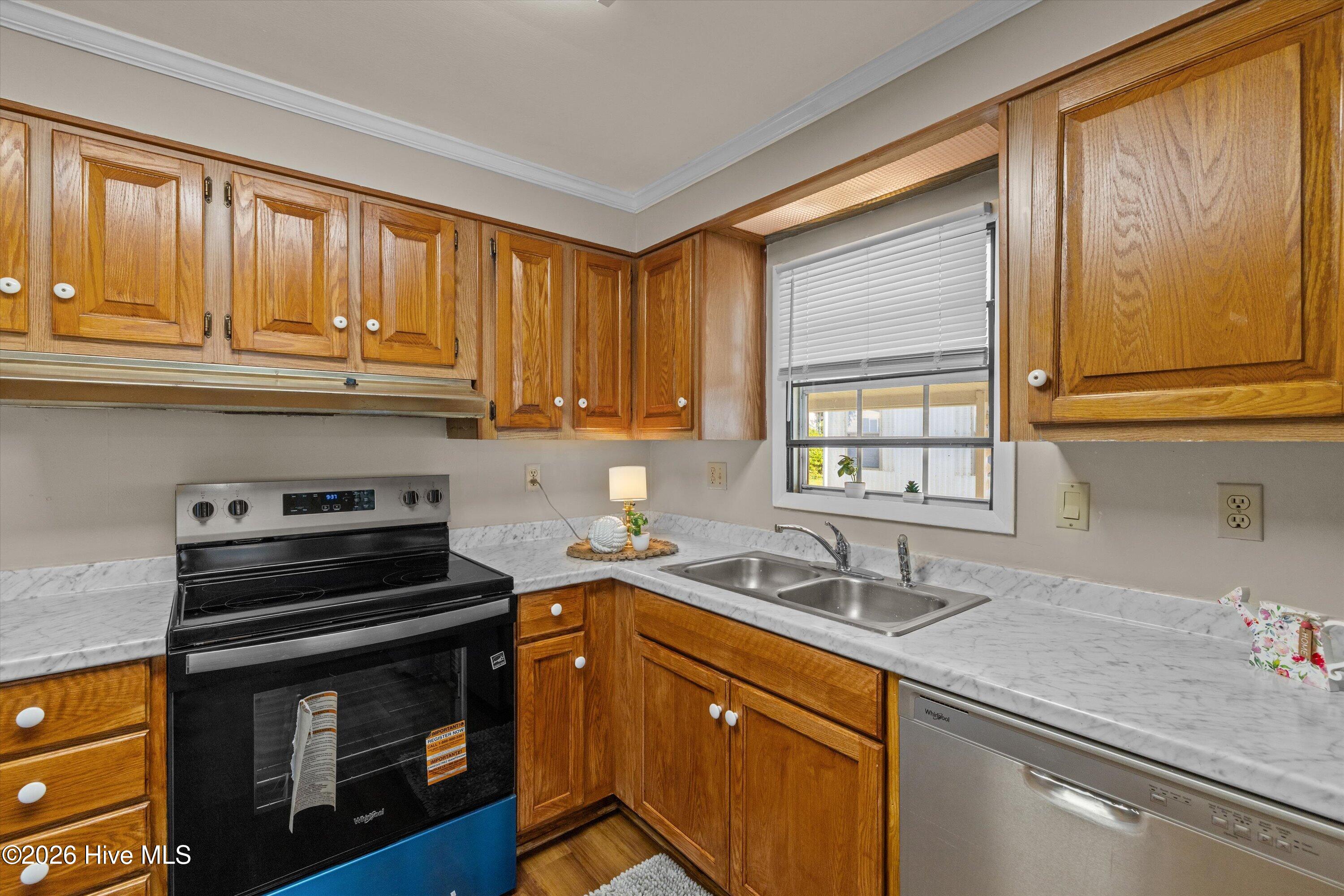 107 Constitution Avenue Property Photo 17