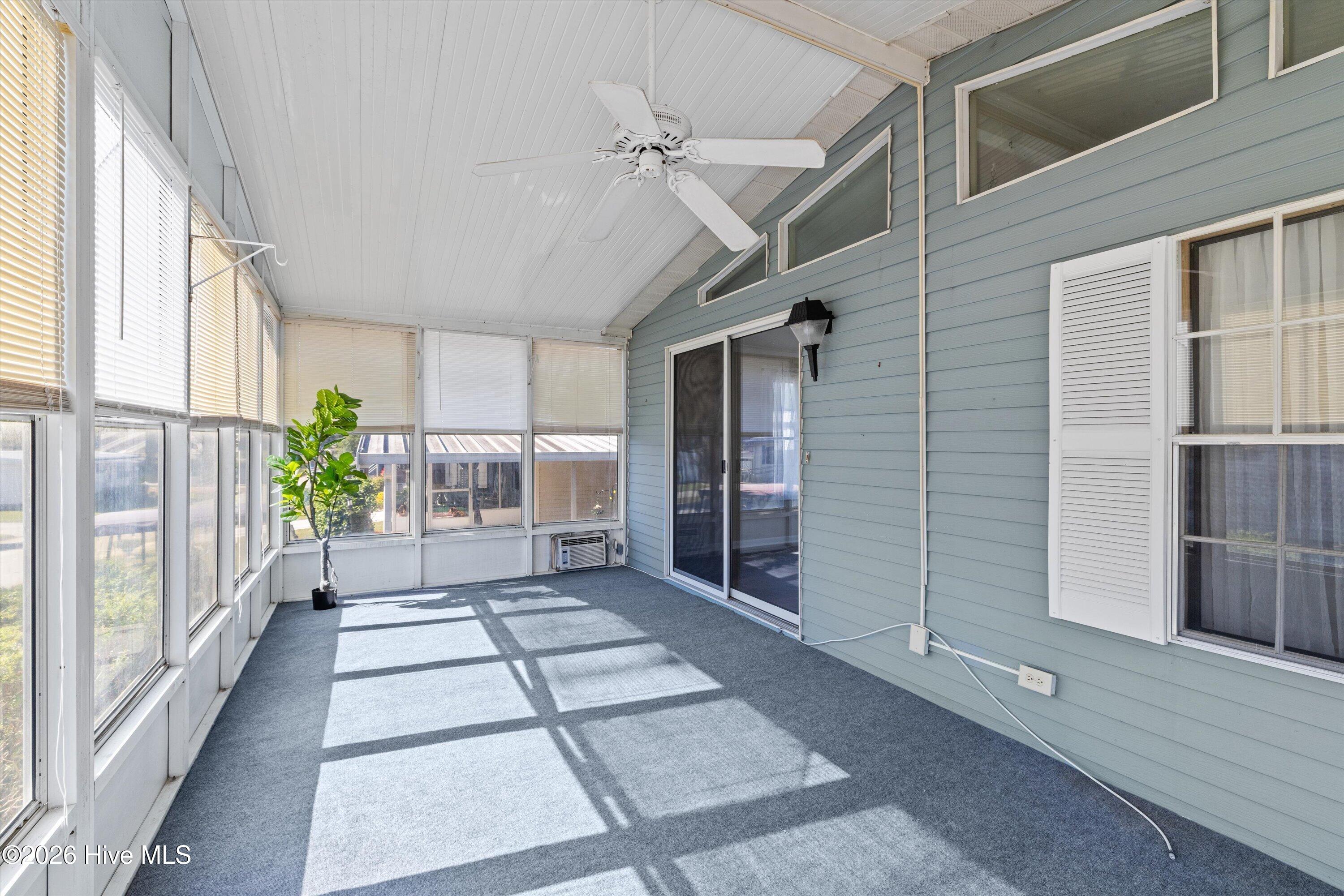 107 Constitution Avenue Property Photo 37