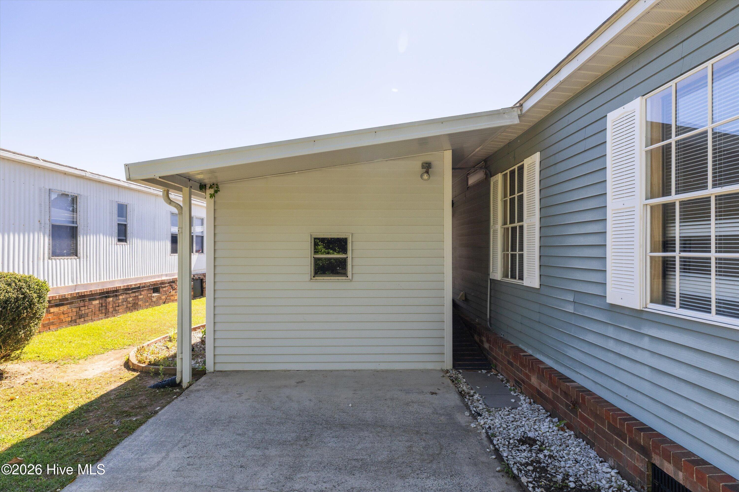 107 Constitution Avenue Property Photo 43