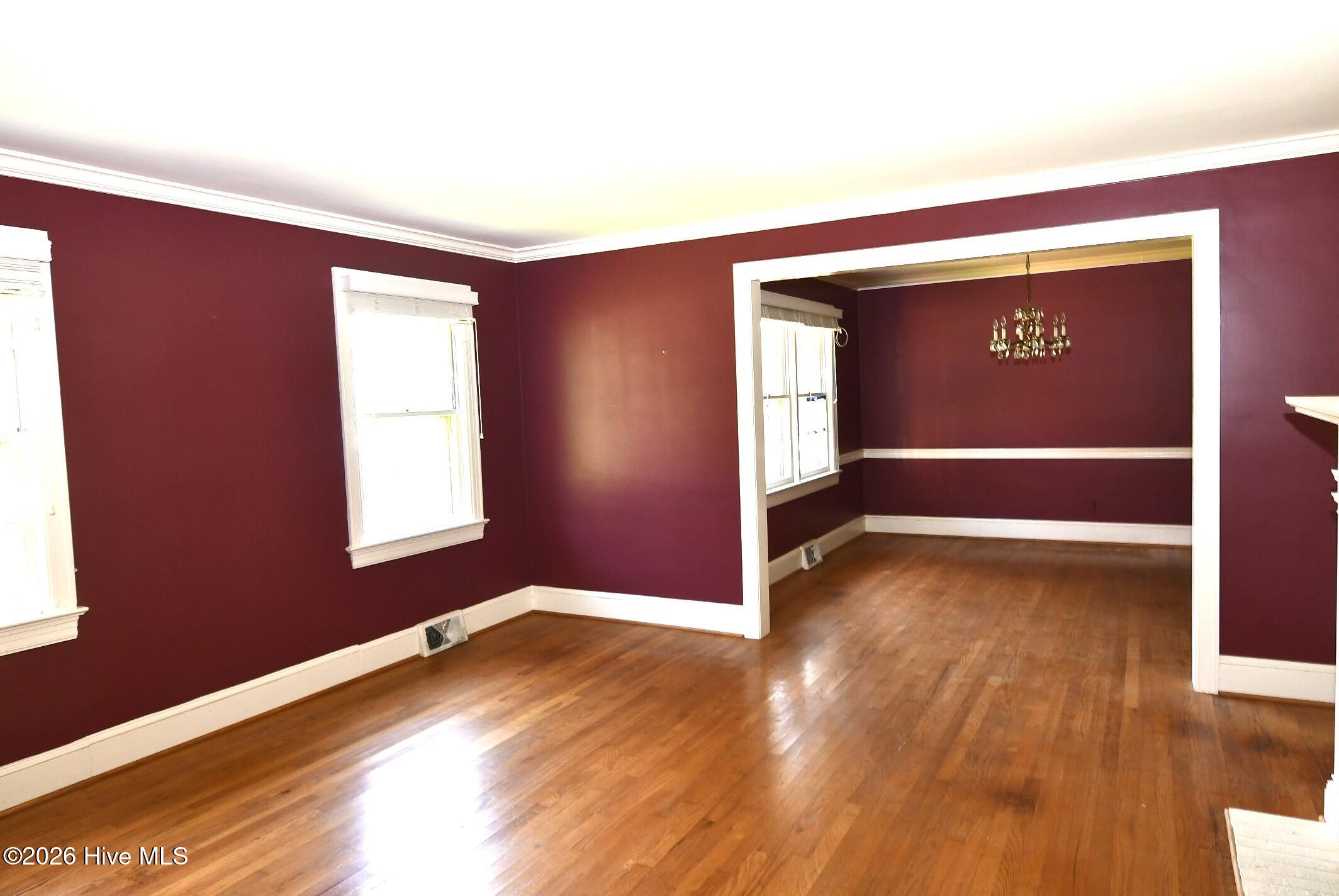 111 Fairlane Road Property Photo 2