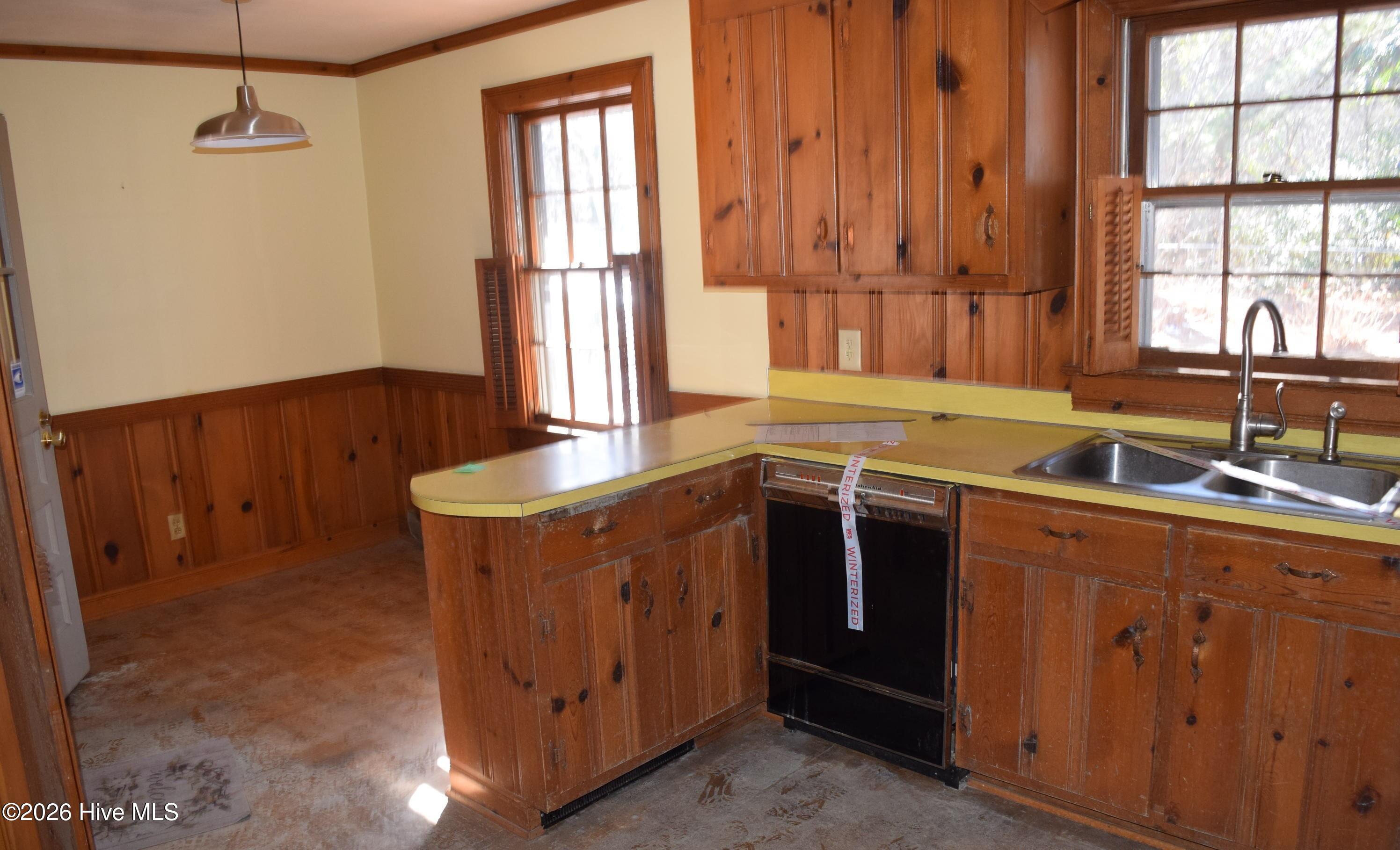 111 Fairlane Road Property Photo 9