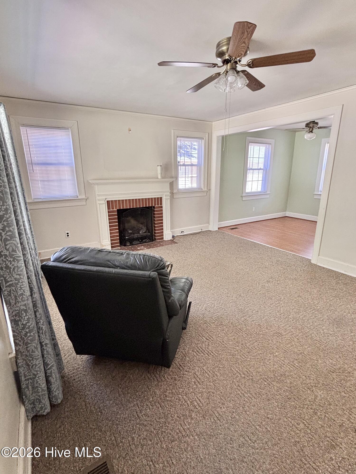 108 S Oleander Avenue Property Photo 3