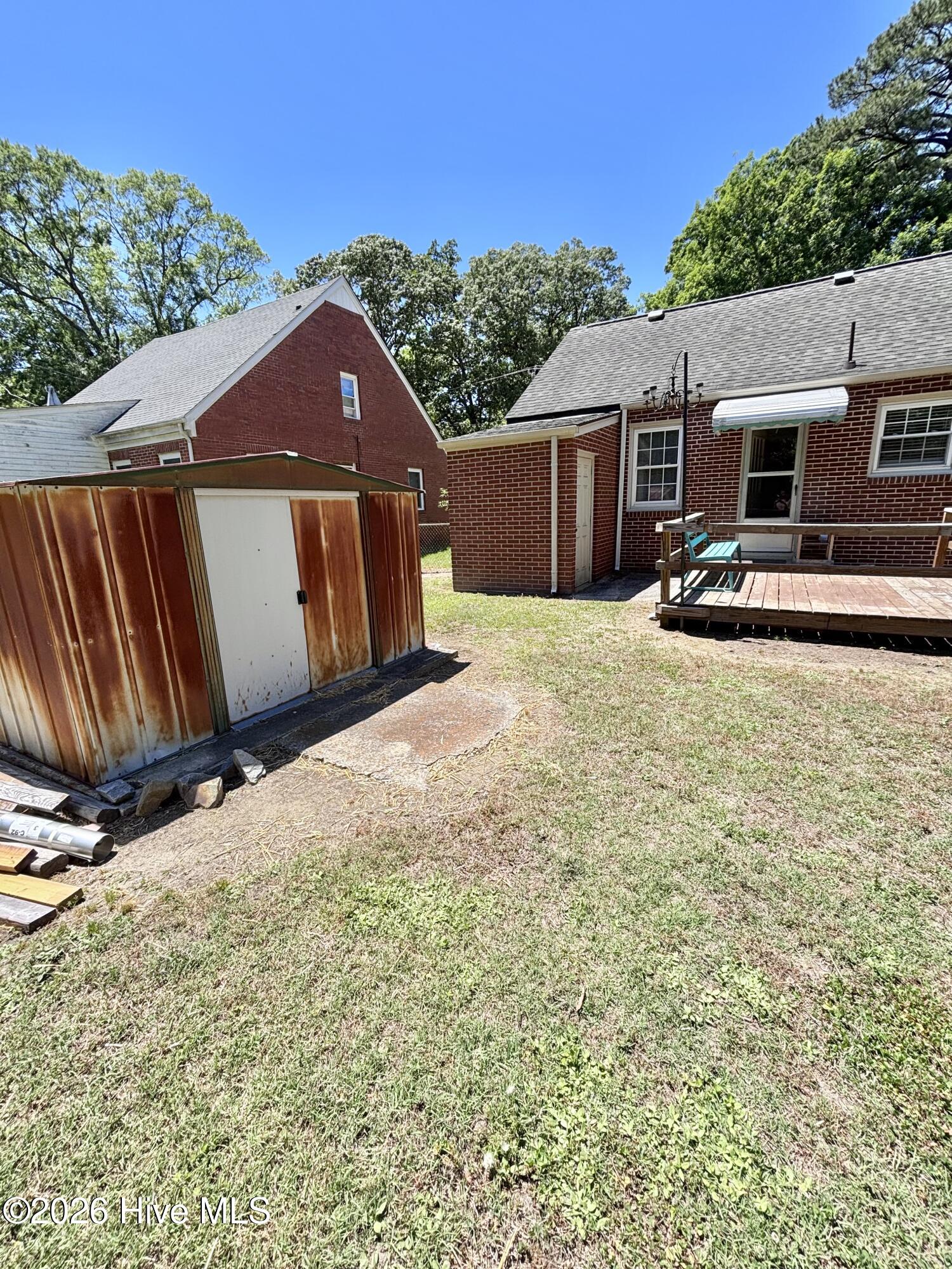 108 S Oleander Avenue Property Photo 18