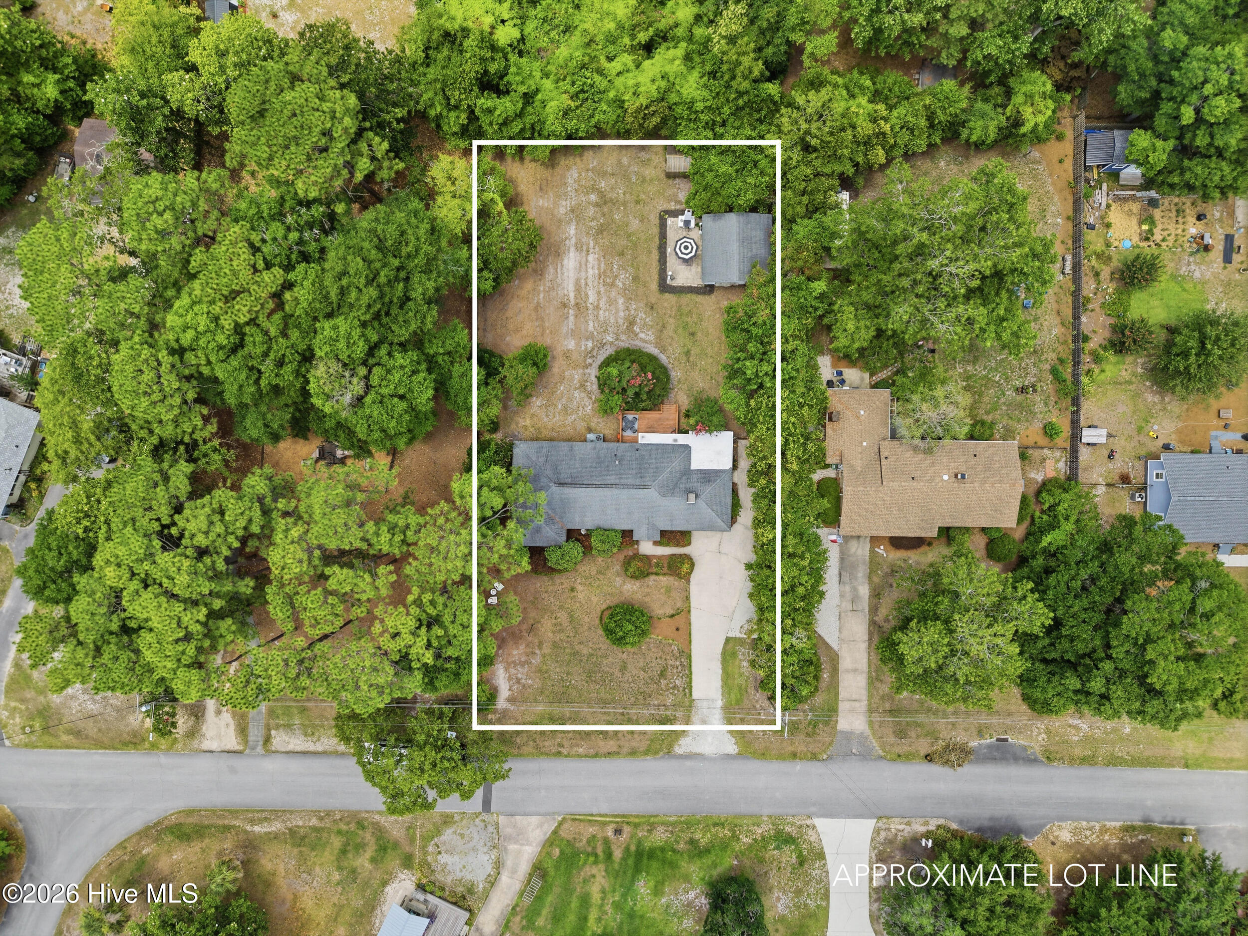805 Adelaide Drive Property Photo 1