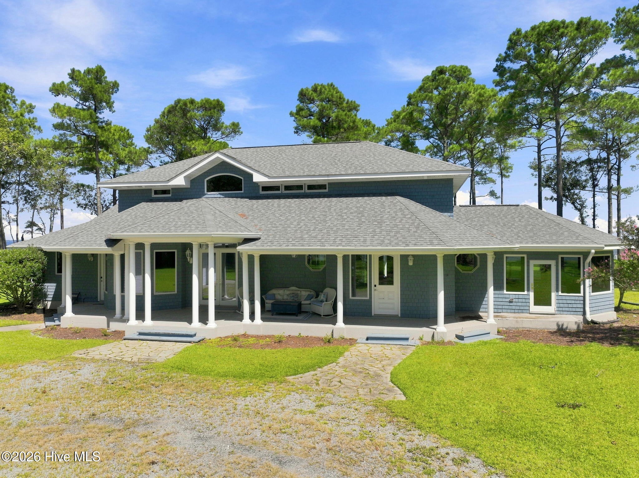 492 Sandy Point Drive Property Photo 3