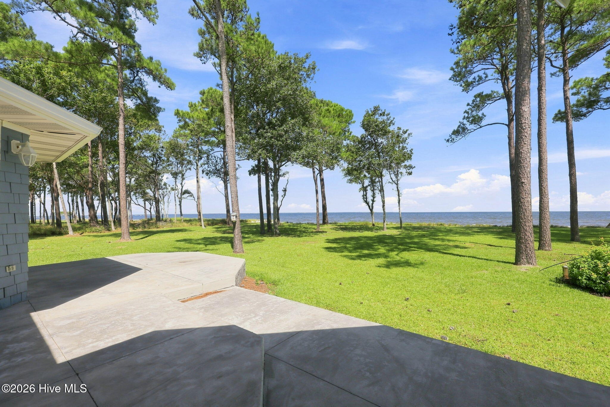492 Sandy Point Drive Property Photo 11