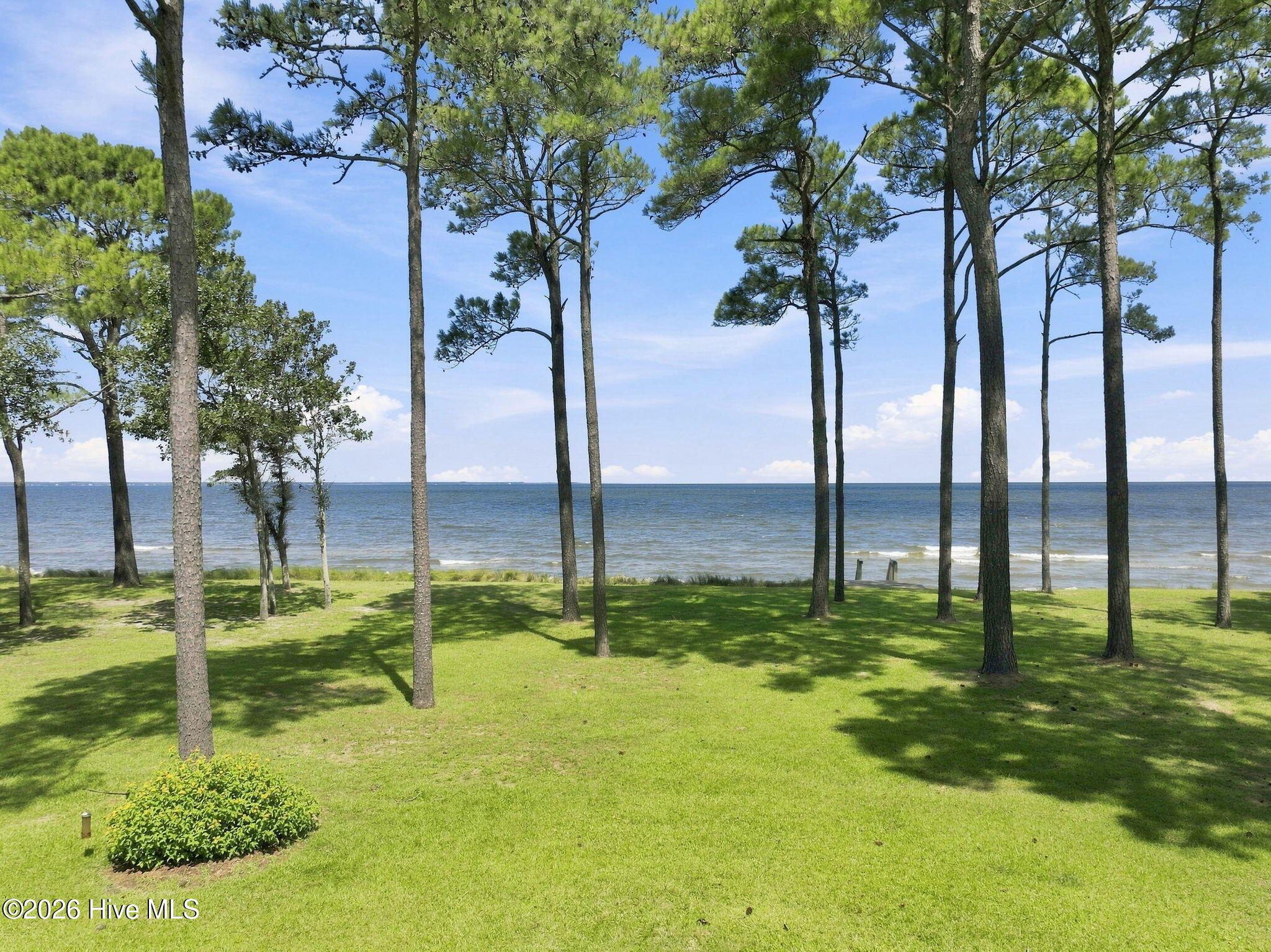 492 Sandy Point Drive Property Photo 16