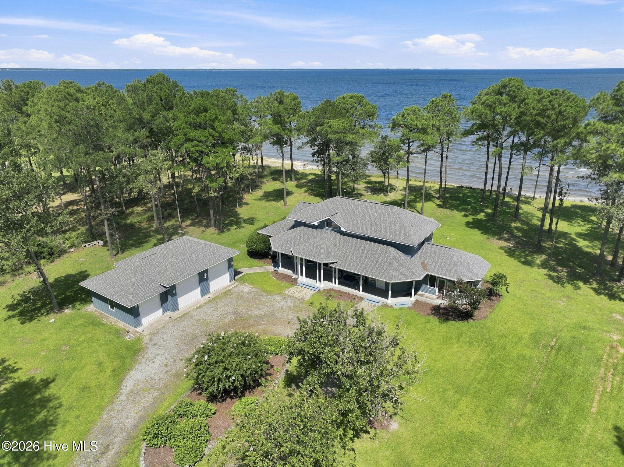492 Sandy Point Drive Property Photo 20