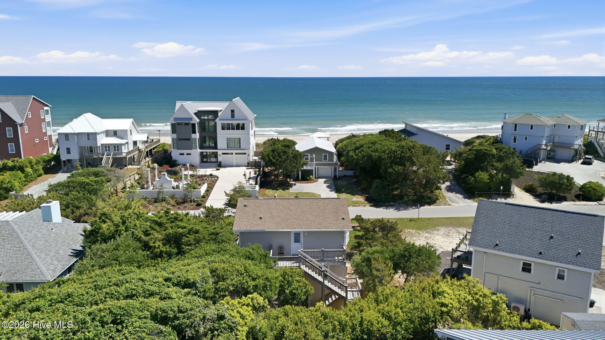 6820 Ocean Drive Property Photo 4