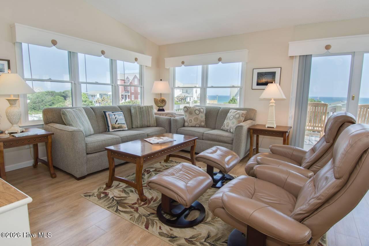 6820 Ocean Drive Property Photo 12