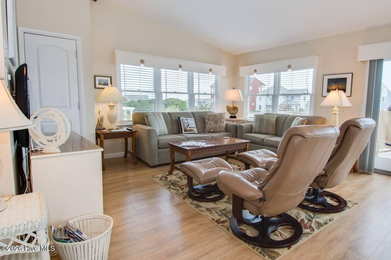 6820 Ocean Drive Property Photo 13