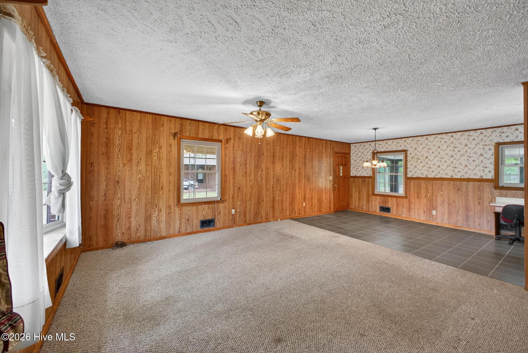 507 5th Street Property Photo 8