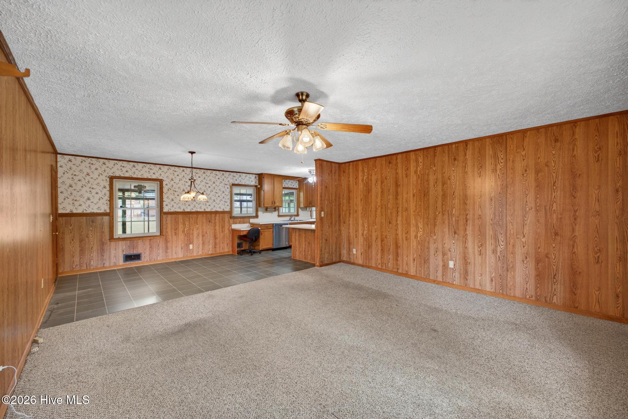 507 5th Street Property Photo 9