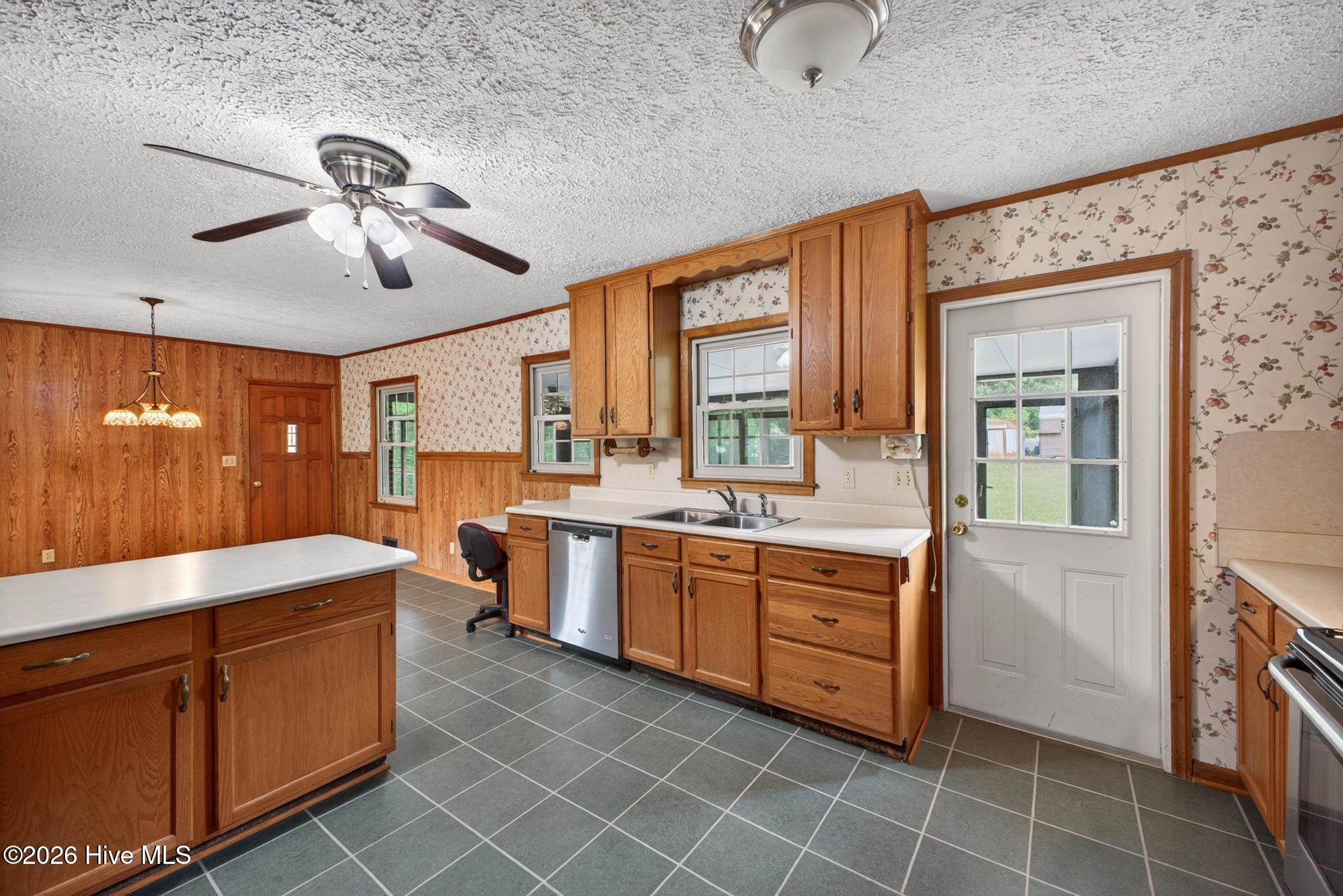507 5th Street Property Photo 14