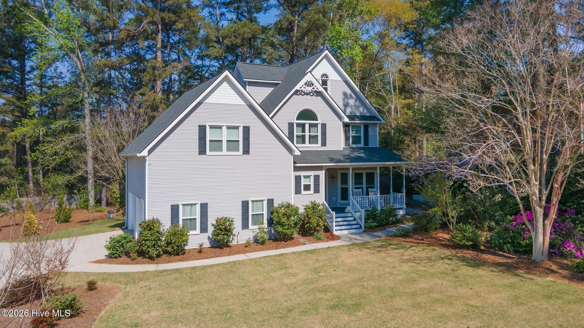 680 Lakeside Drive Property Photo 1