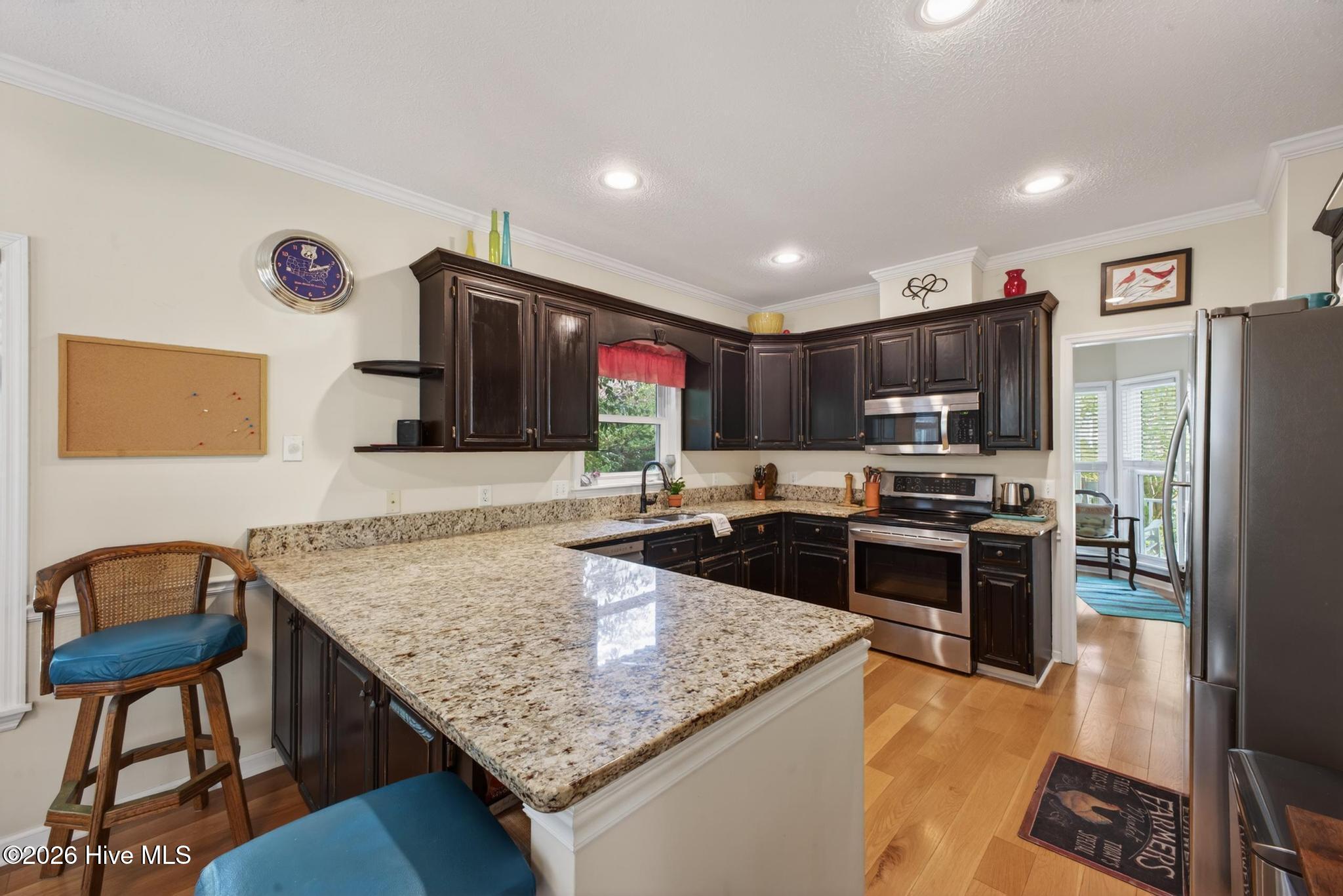 680 Lakeside Drive Property Photo 15