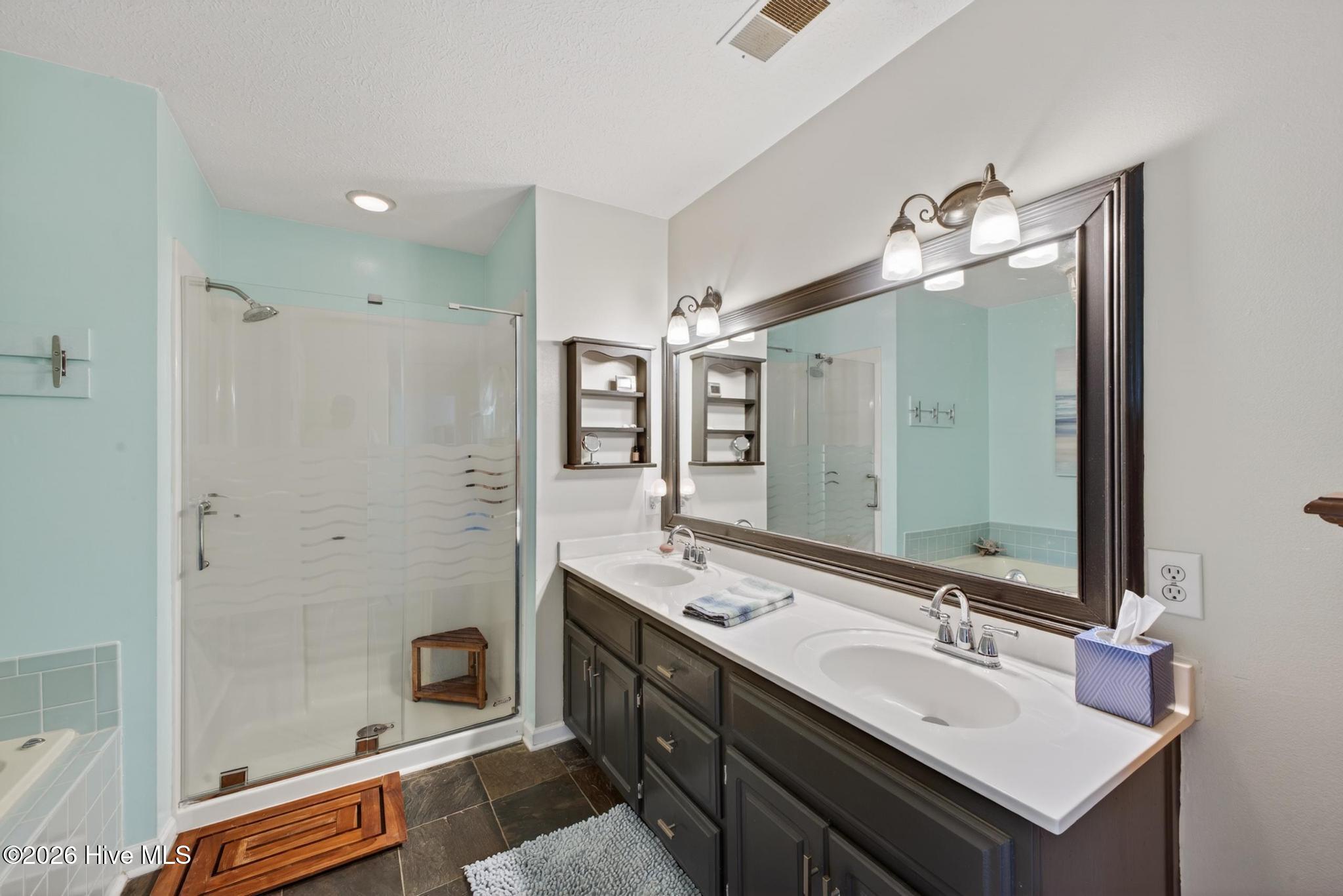 680 Lakeside Drive Property Photo 35