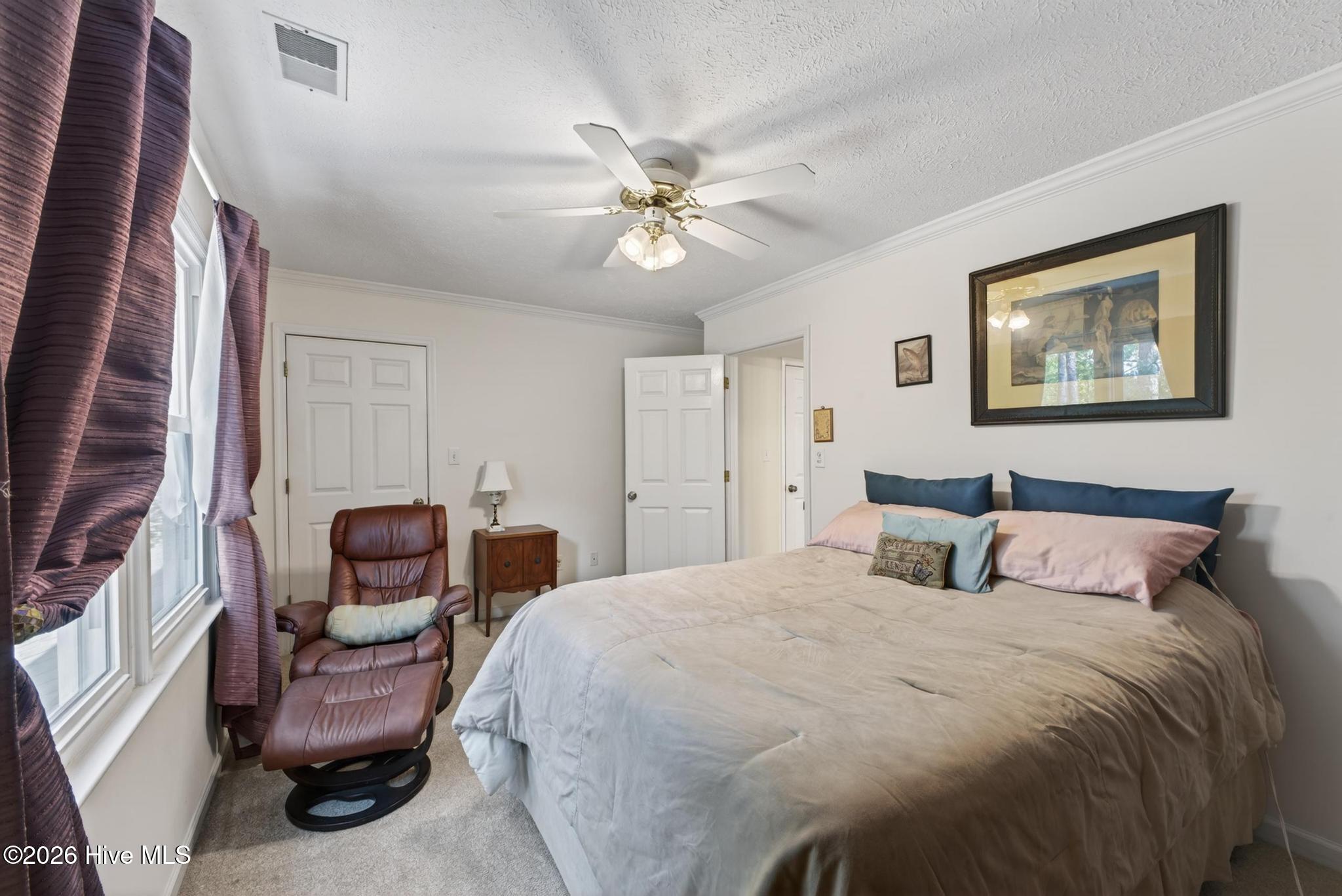 680 Lakeside Drive Property Photo 38