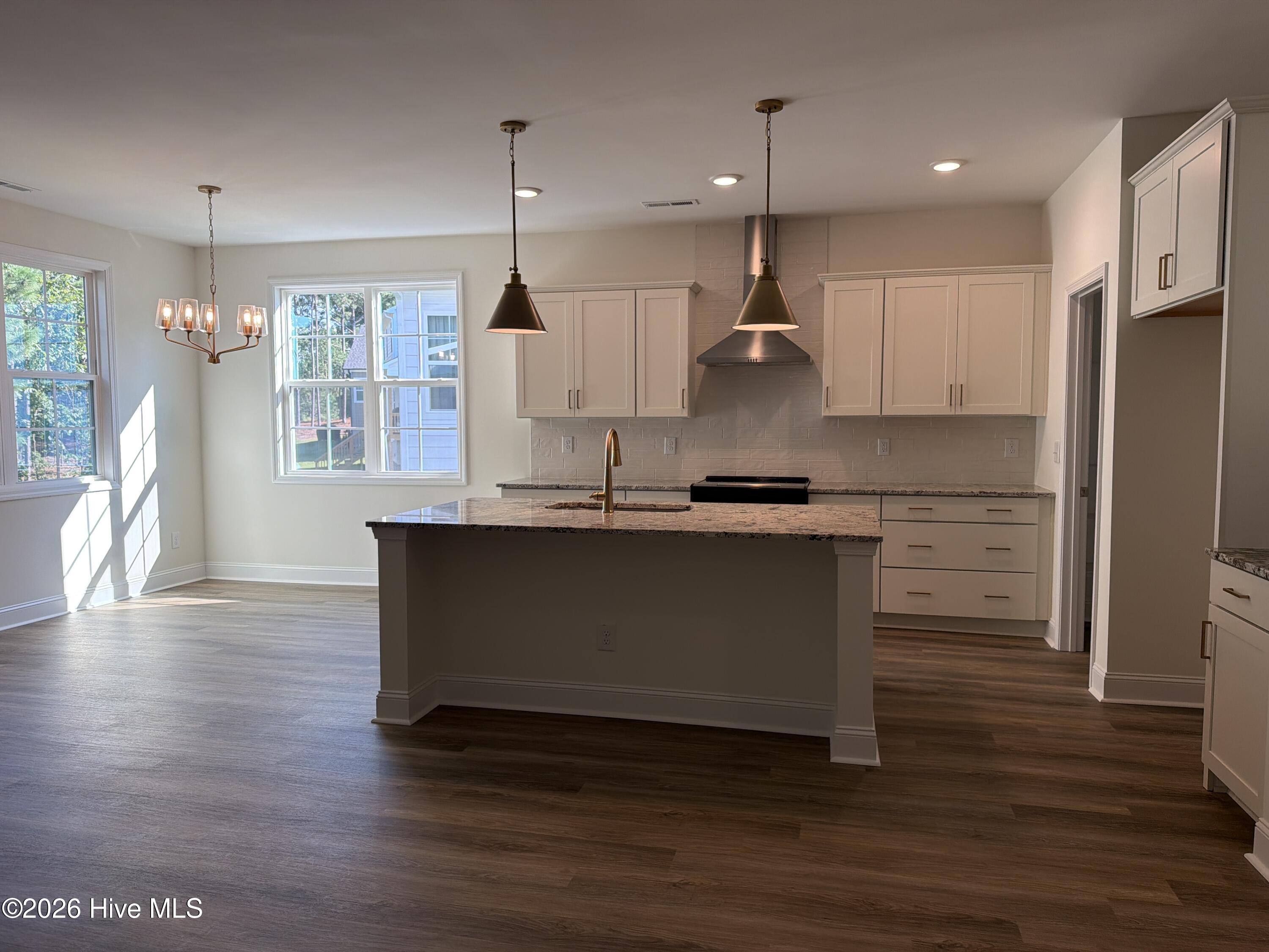 679 Watauga Lane Property Photo 4