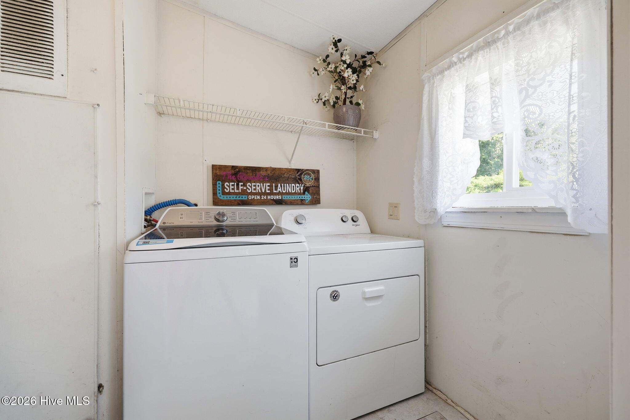 2651 Mark N Smith Road Property Photo 30