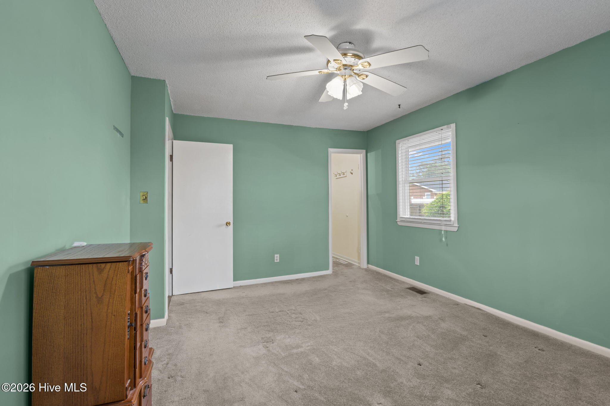 902 Hedrick Boulevard Property Photo 11