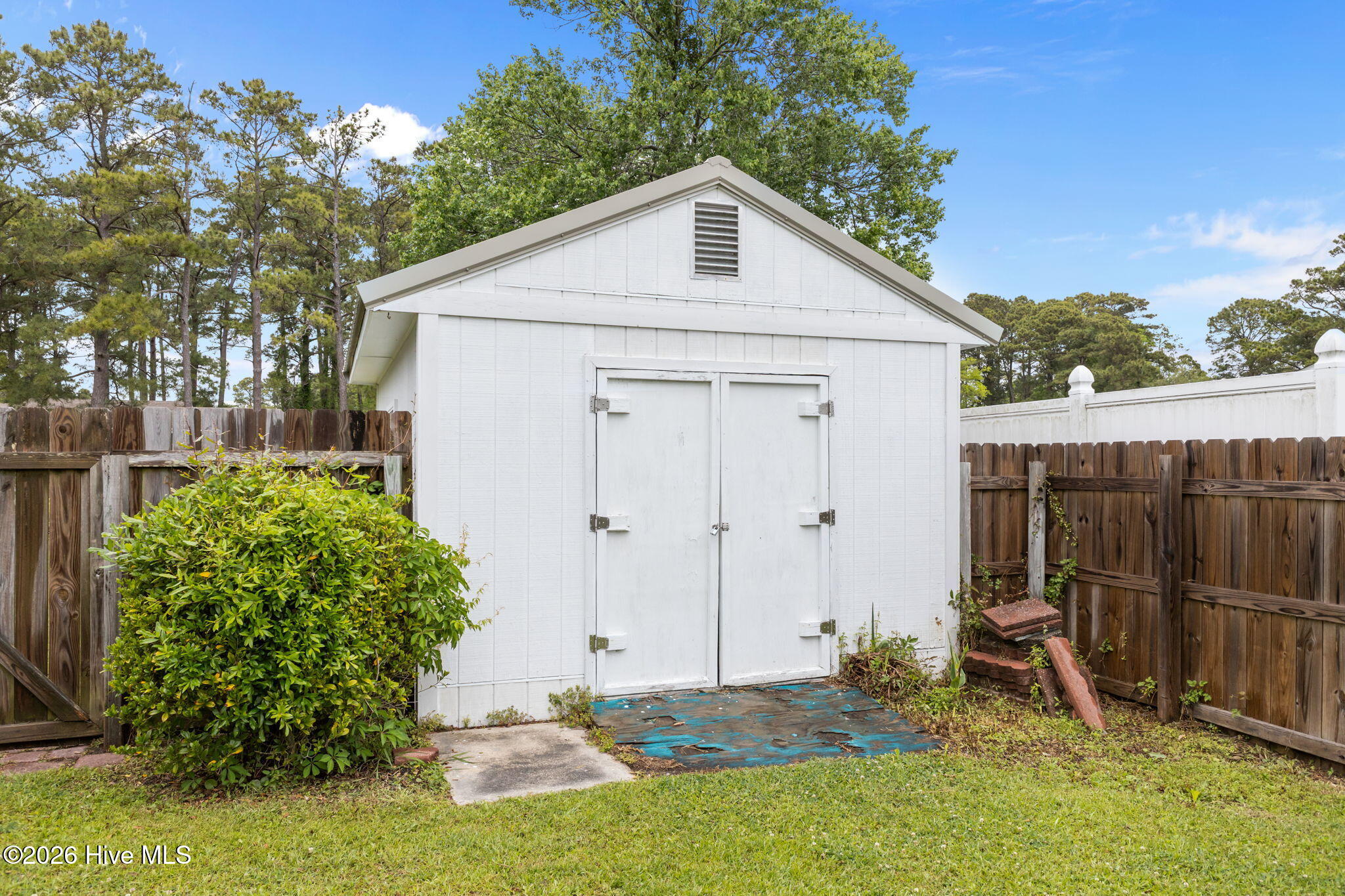 902 Hedrick Boulevard Property Photo 36
