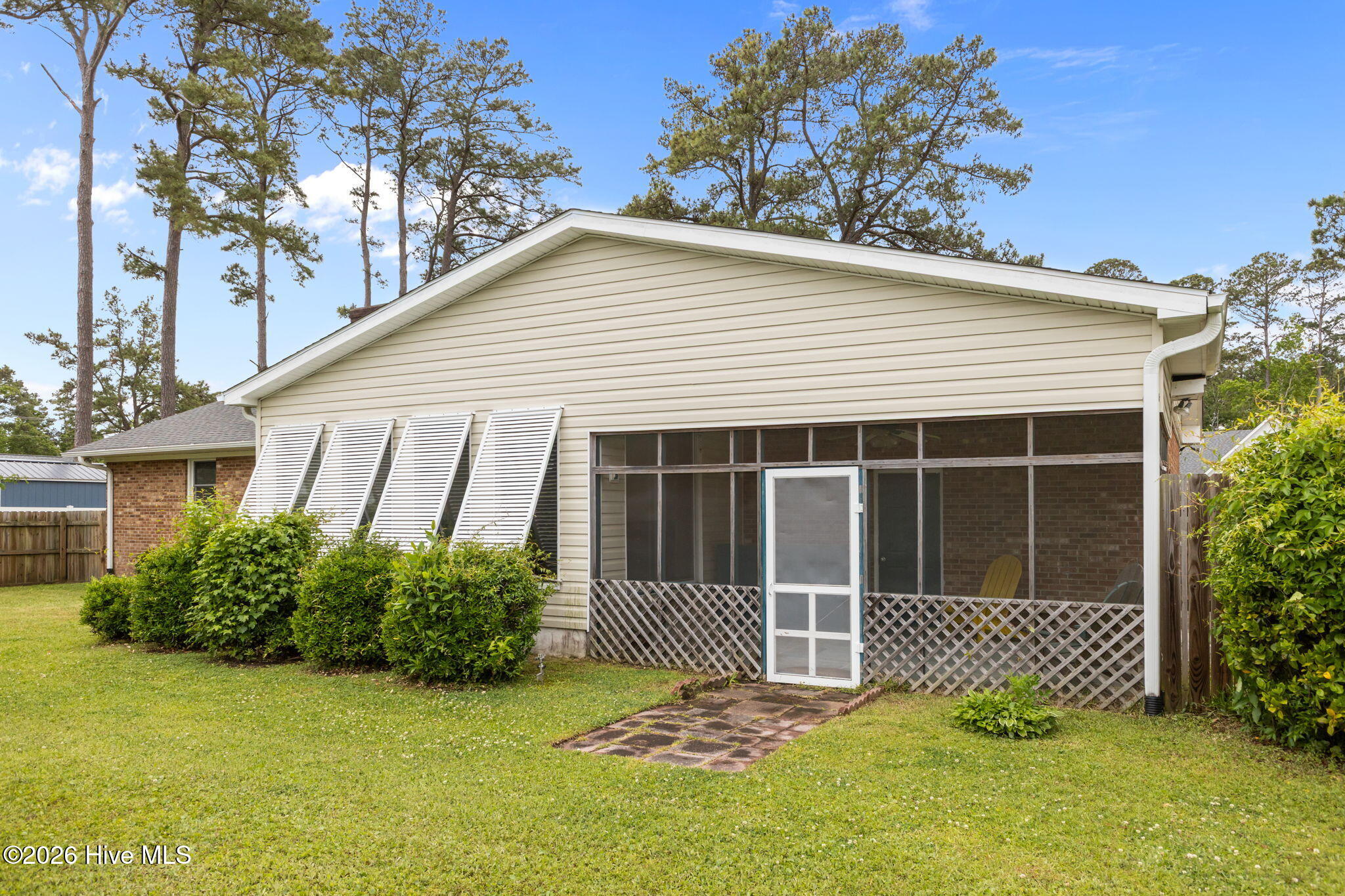 902 Hedrick Boulevard Property Photo 37