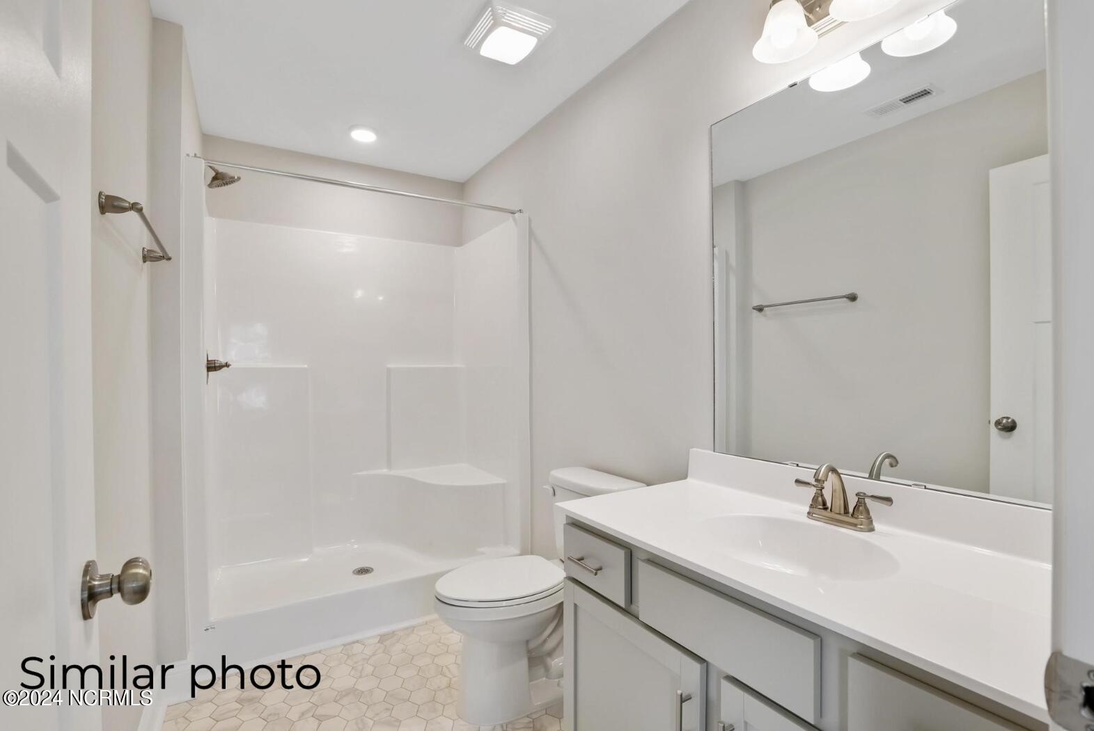 109 Loren Road Property Photo 13