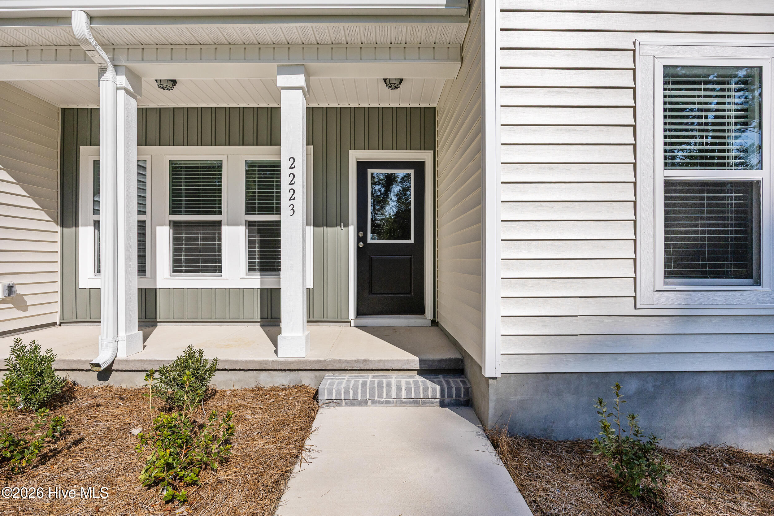 2223 Greenwood Court Property Photo 6