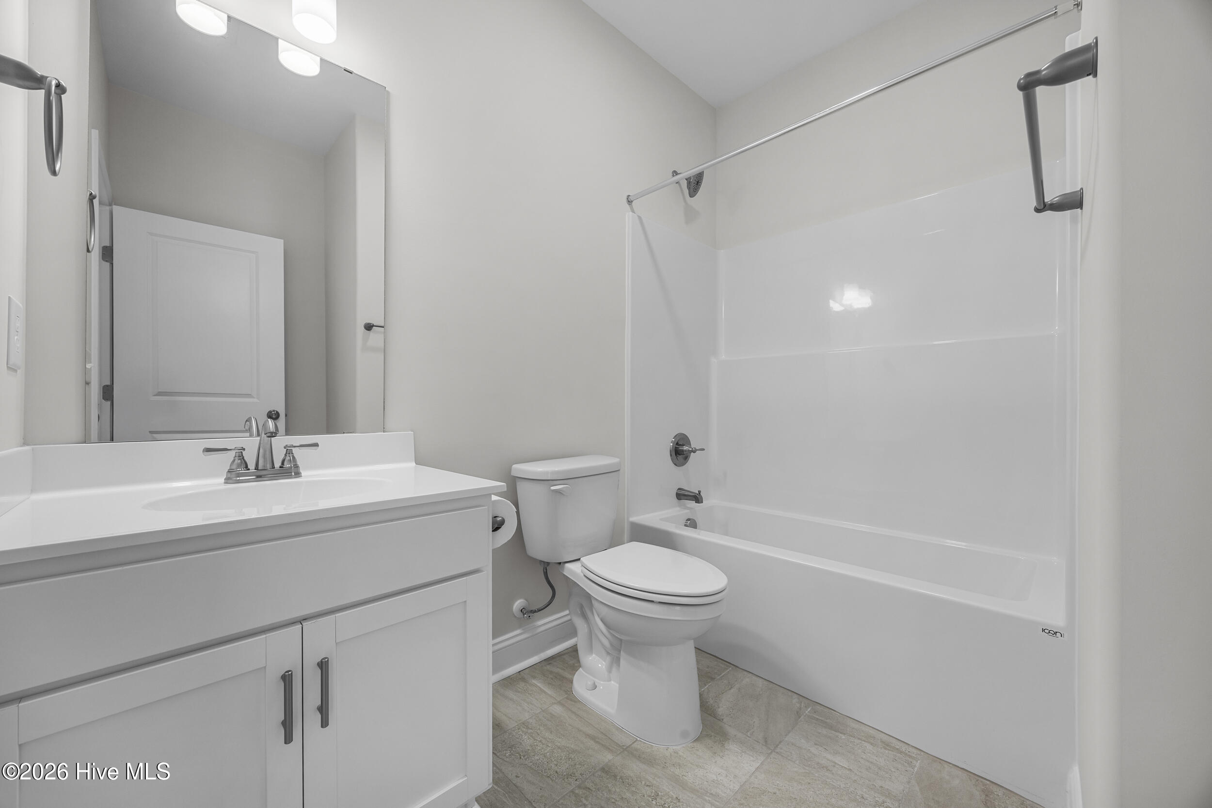 2223 Greenwood Court Property Photo 14
