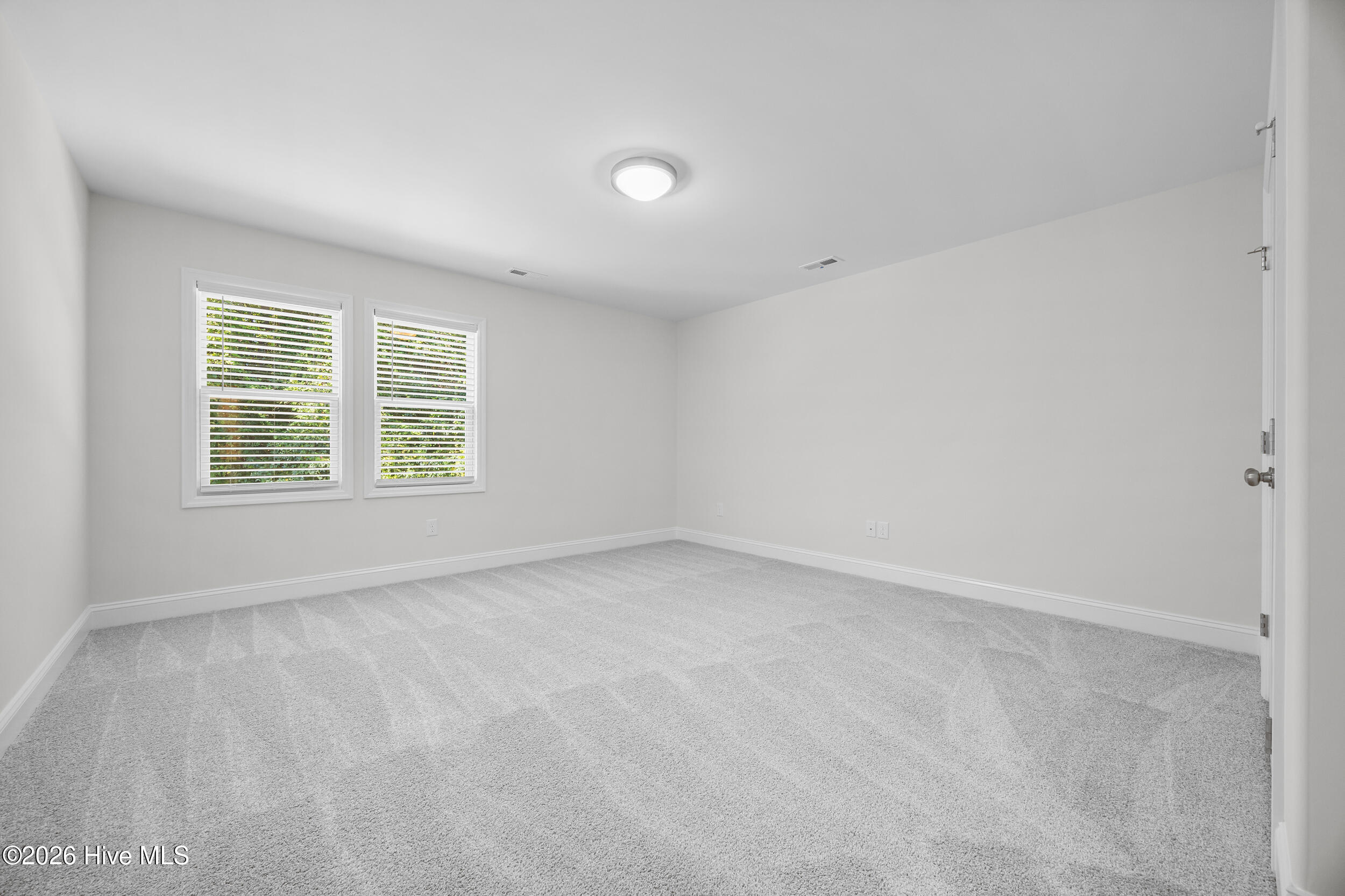 2223 Greenwood Court Property Photo 40