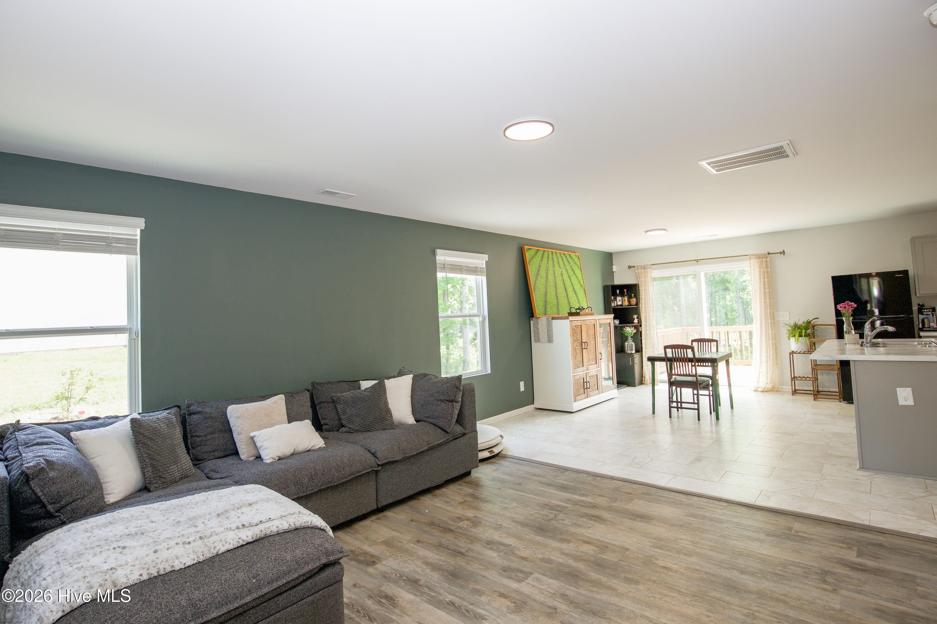 429 Century Lane Property Photo 6