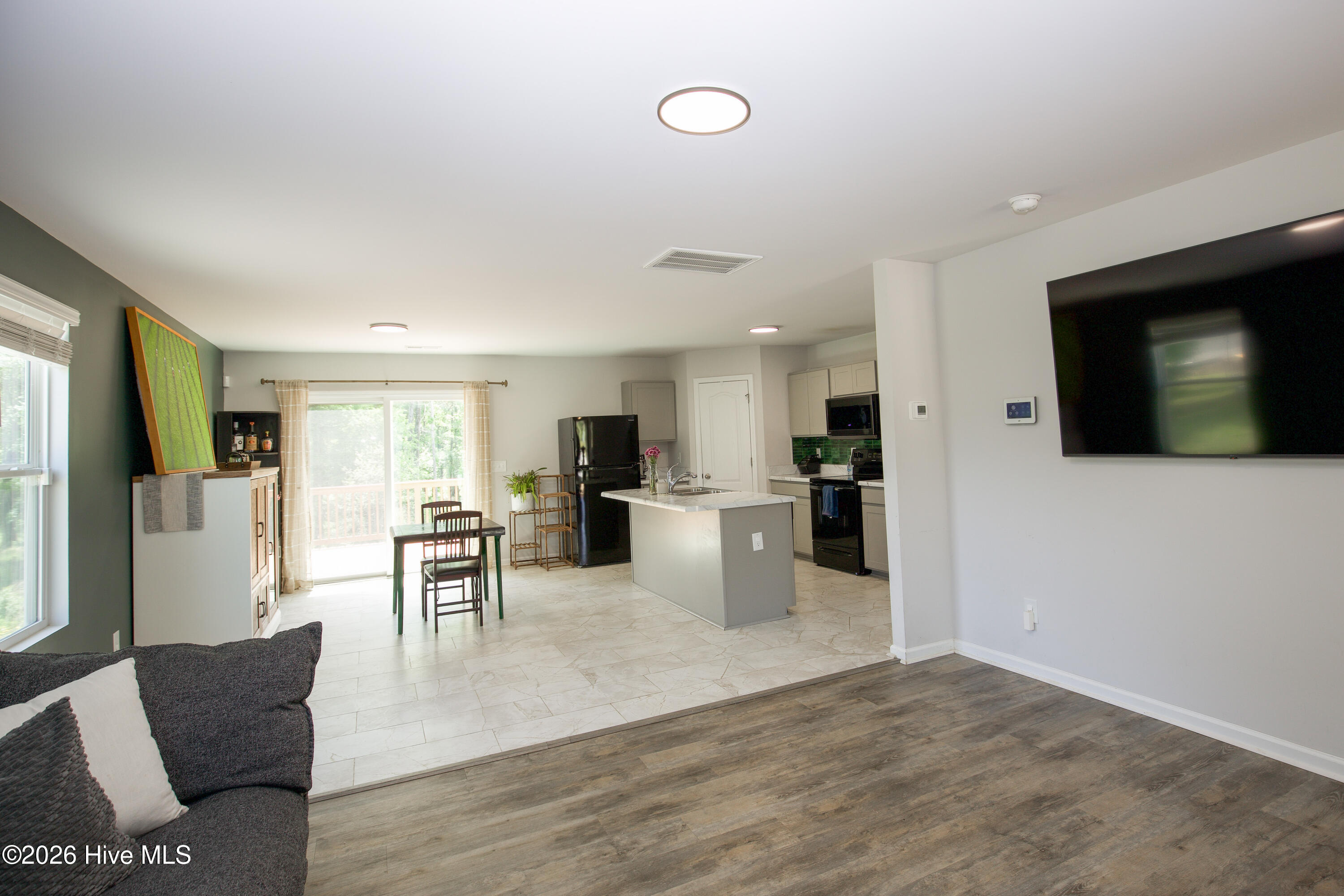 429 Century Lane Property Photo 7