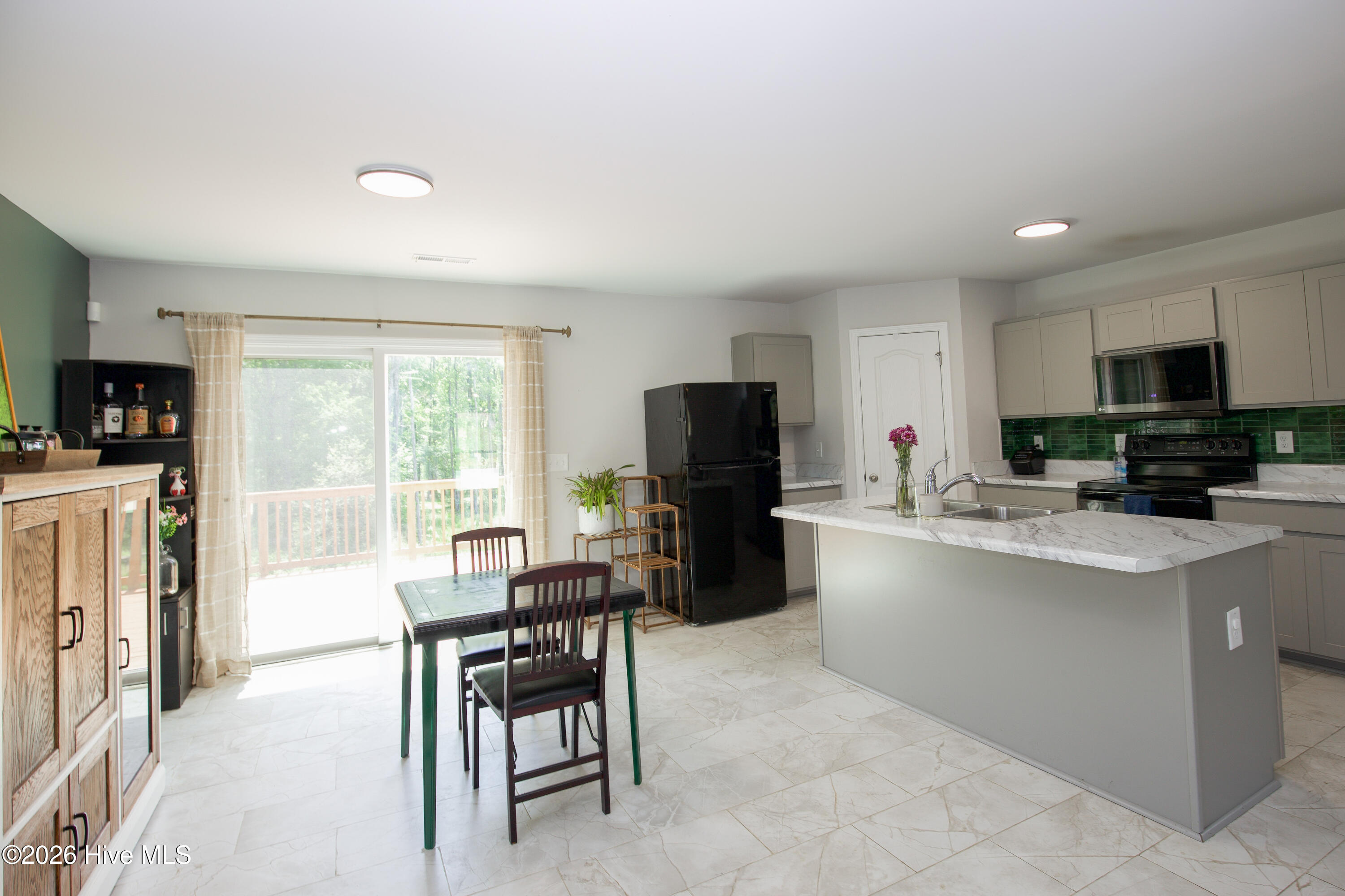 429 Century Lane Property Photo 9