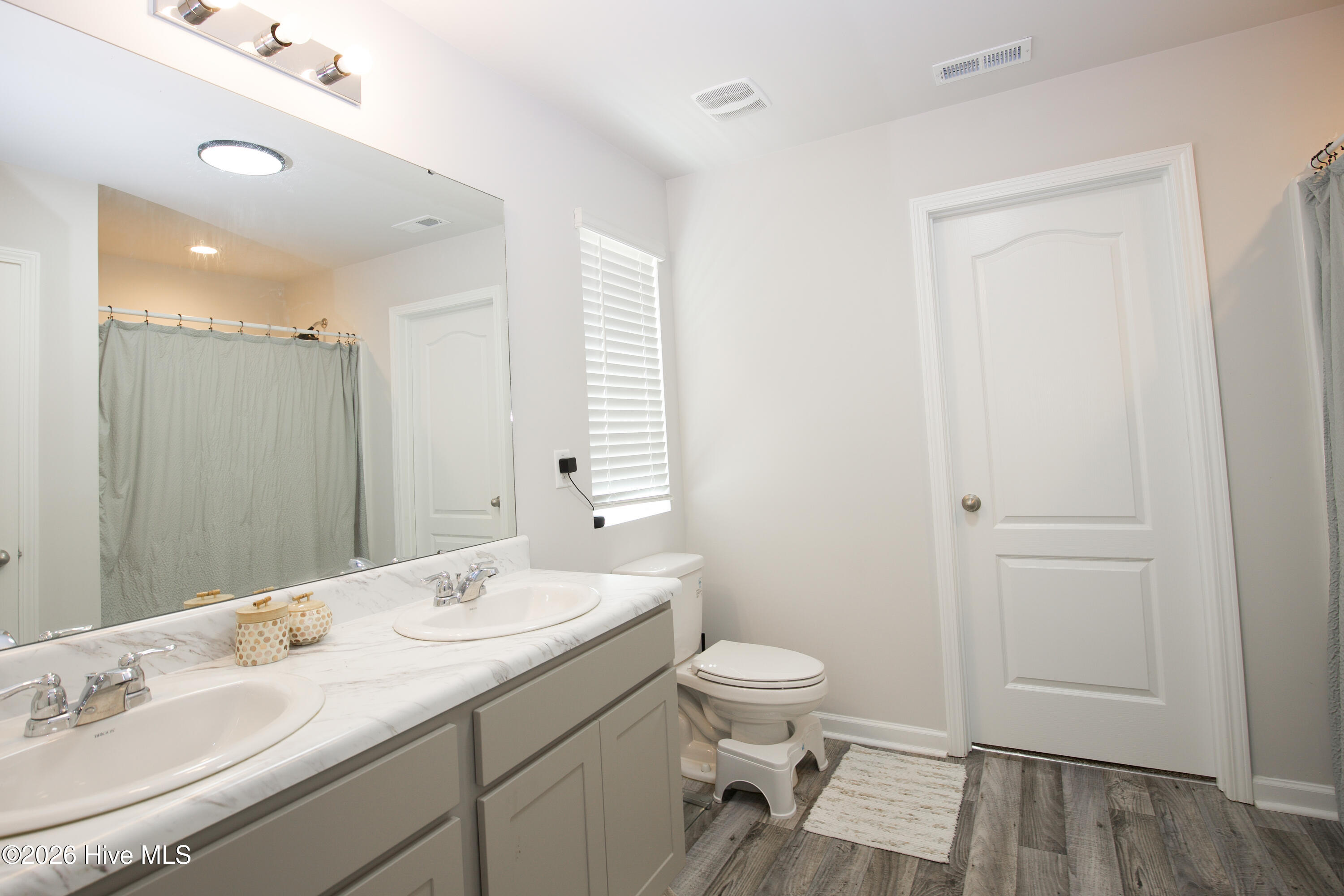 429 Century Lane Property Photo 27