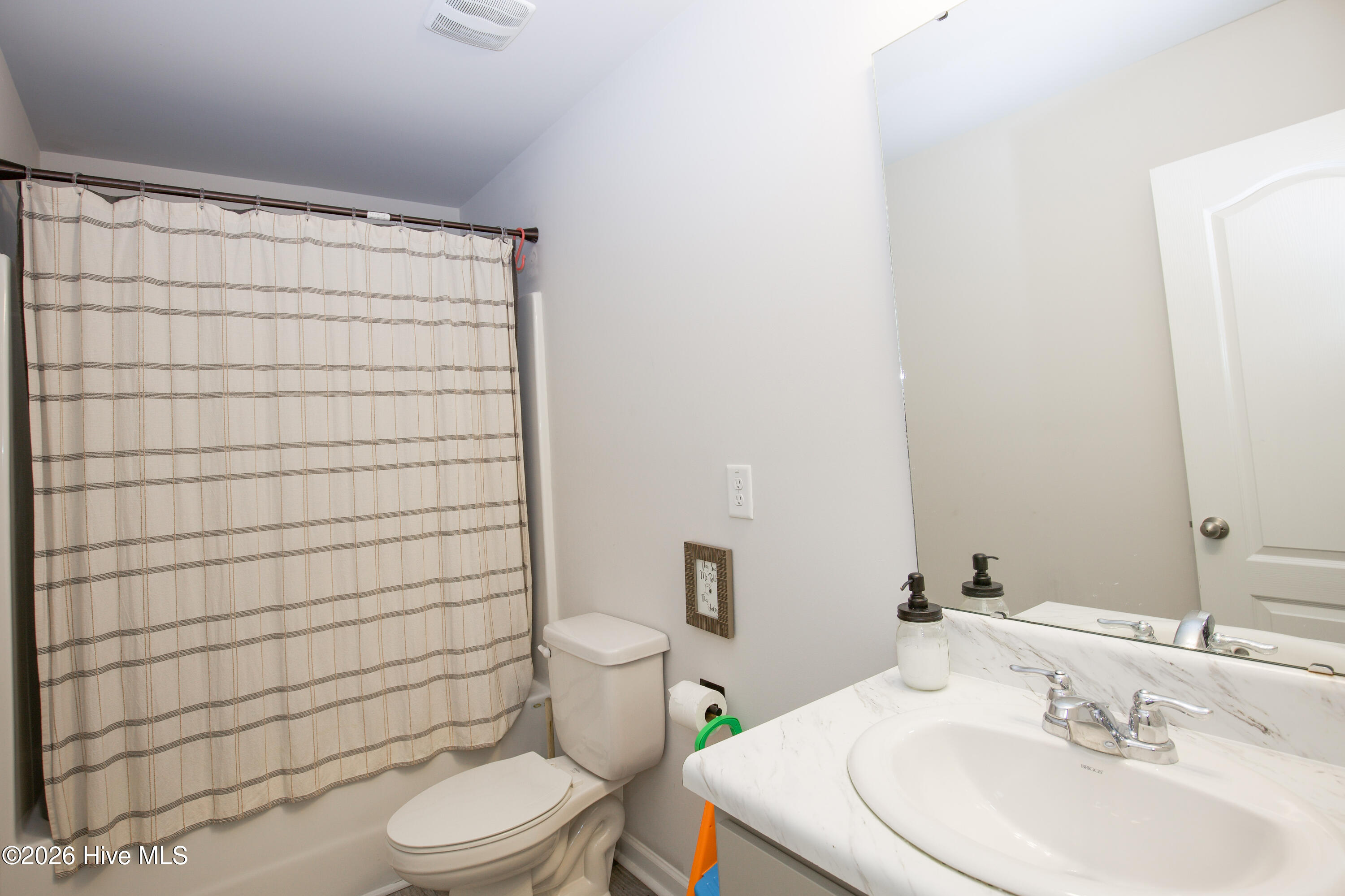 429 Century Lane Property Photo 33