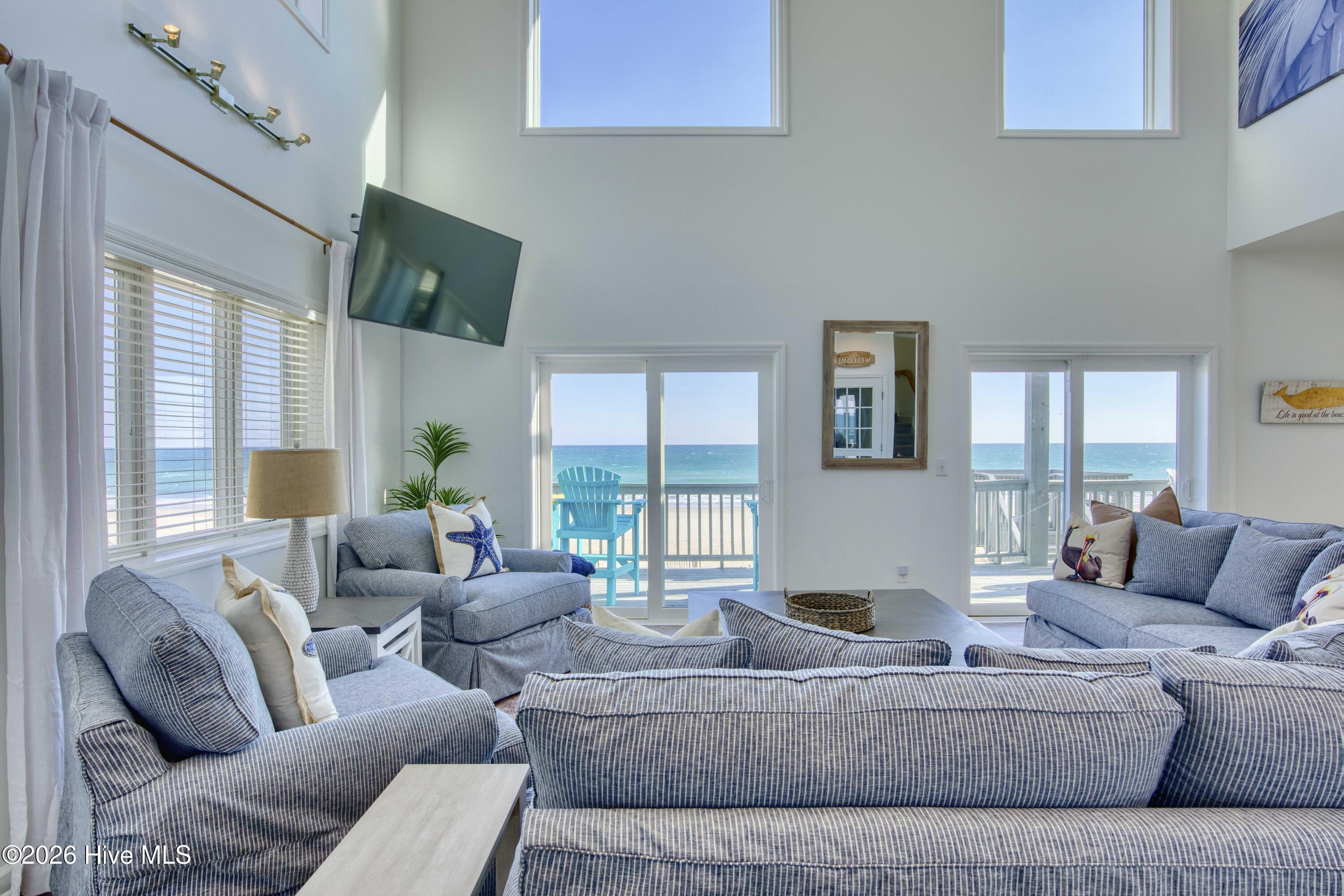338 Sea Shore Drive Property Photo 5