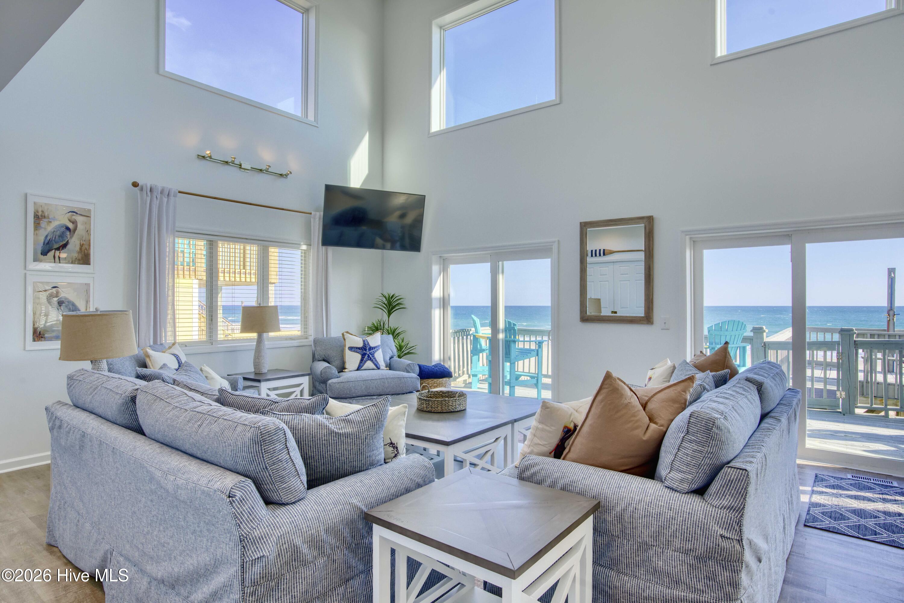 338 Sea Shore Drive Property Photo 6