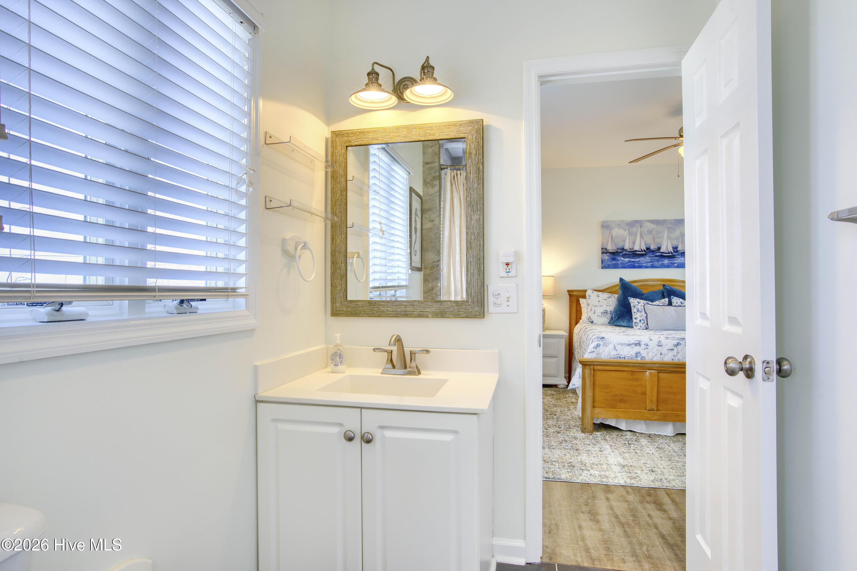 338 Sea Shore Drive Property Photo 13