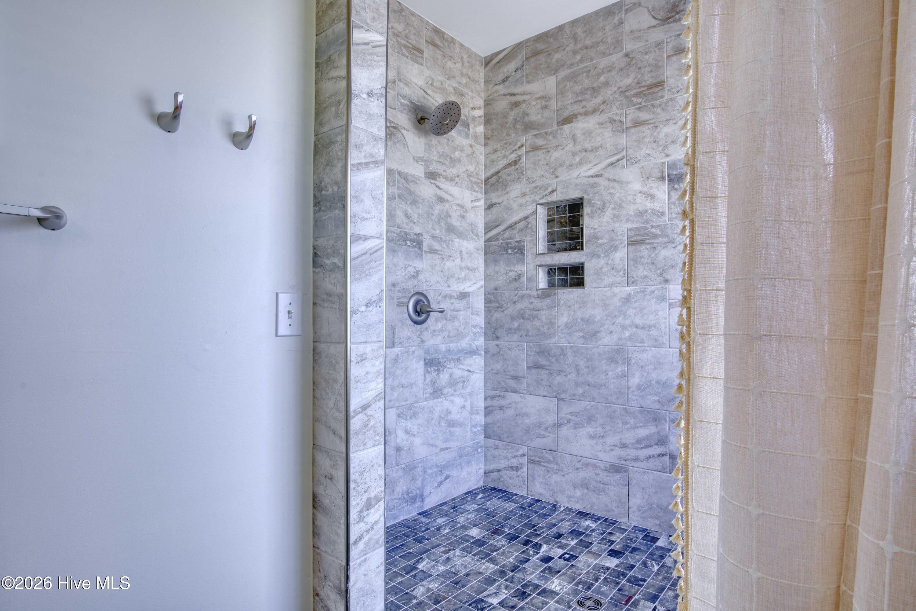 338 Sea Shore Drive Property Photo 18