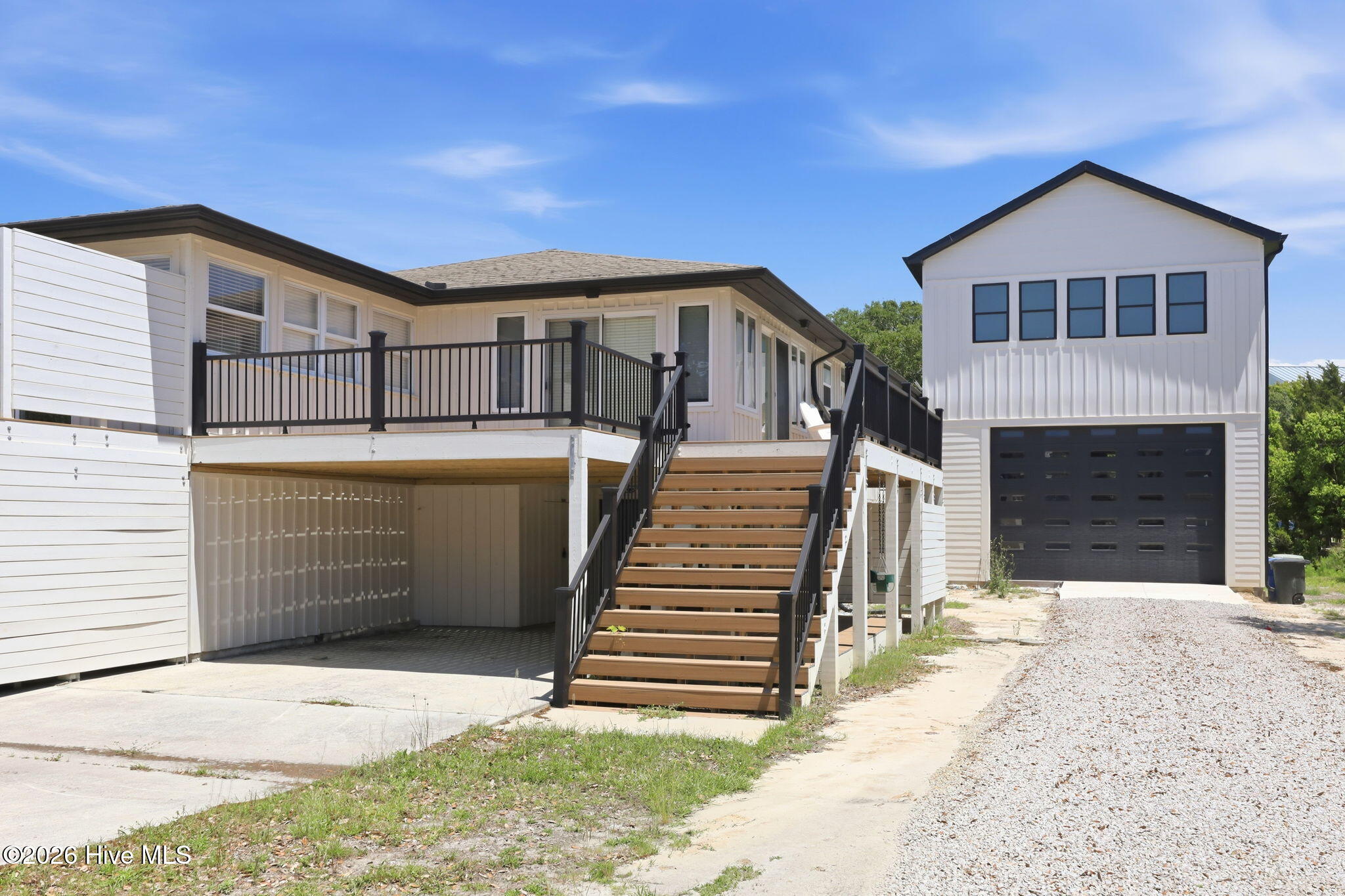 312 Channel Drive B Property Photo 3