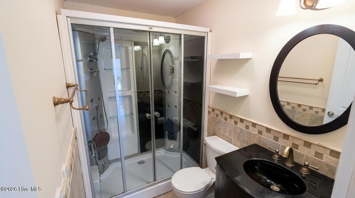 928 Summerlin Falls Court Property Photo 5