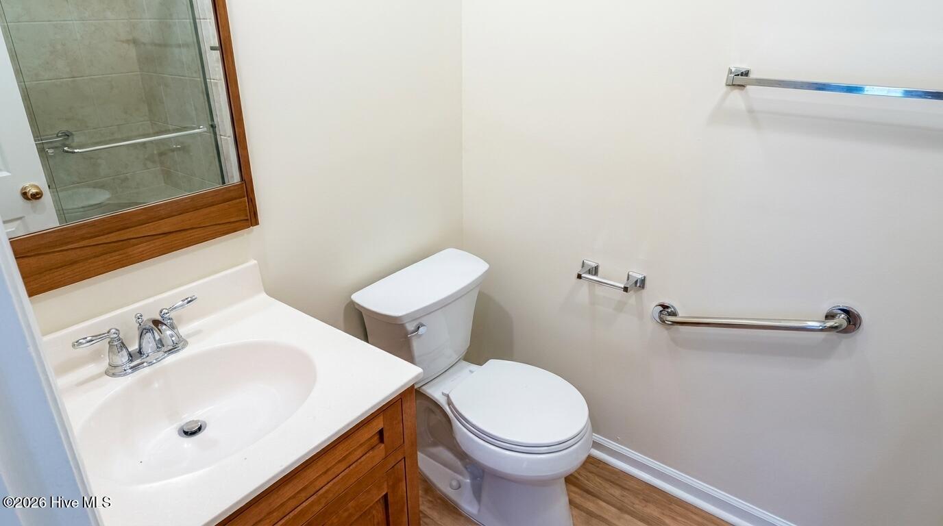 928 Summerlin Falls Court Property Photo 11
