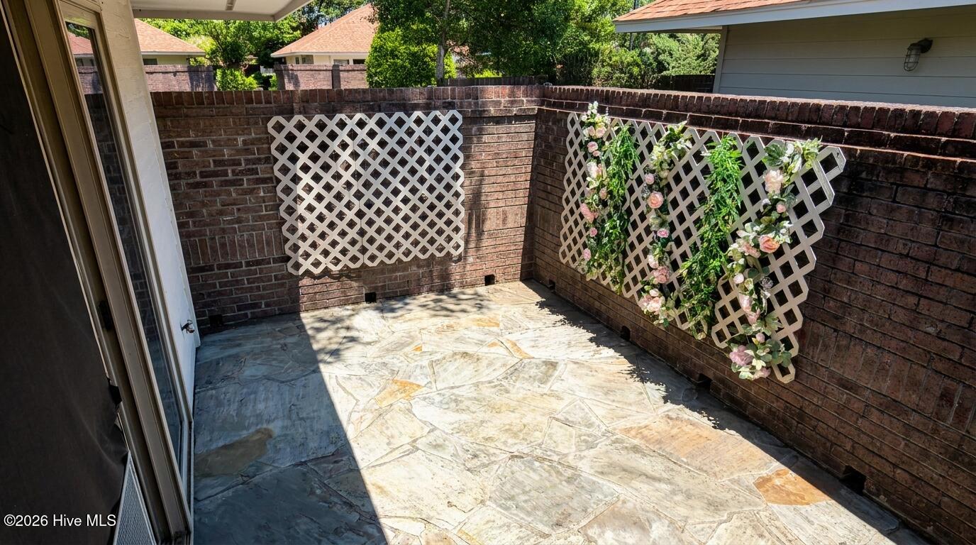 928 Summerlin Falls Court Property Photo 18