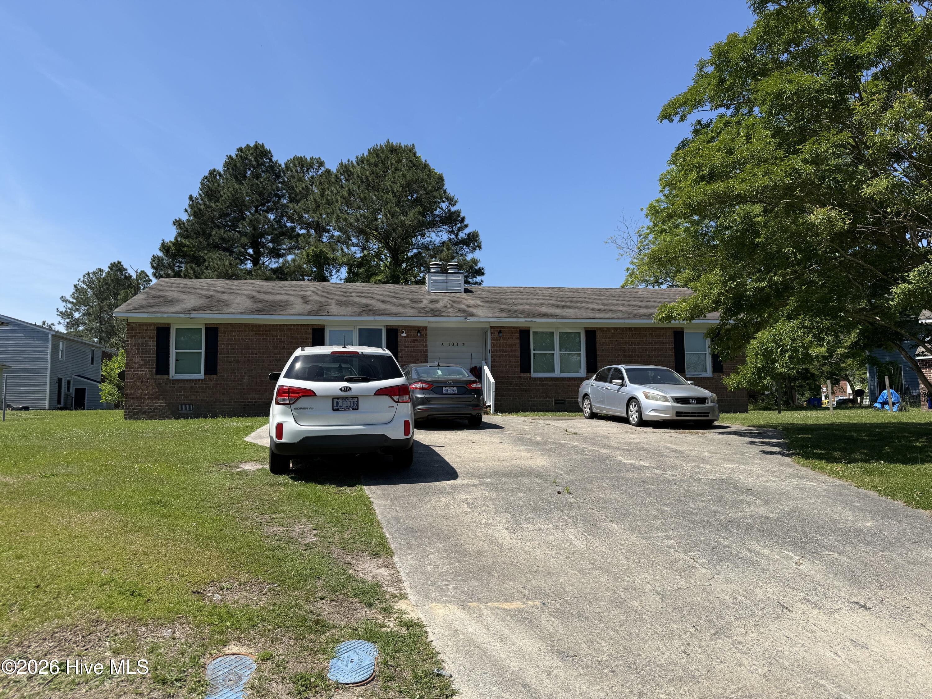 103 Mosby Circle A/b Property Photo 1