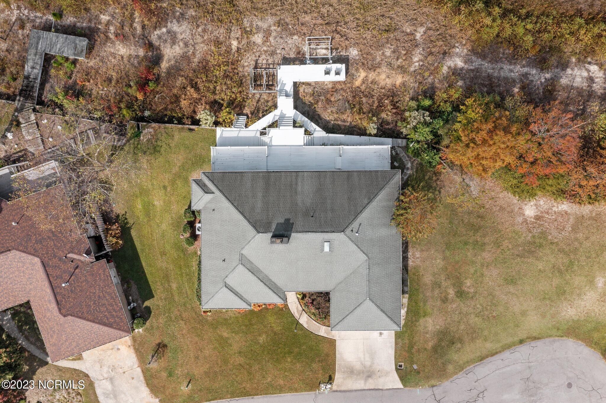 867 Castleberry Court Property Photo 4