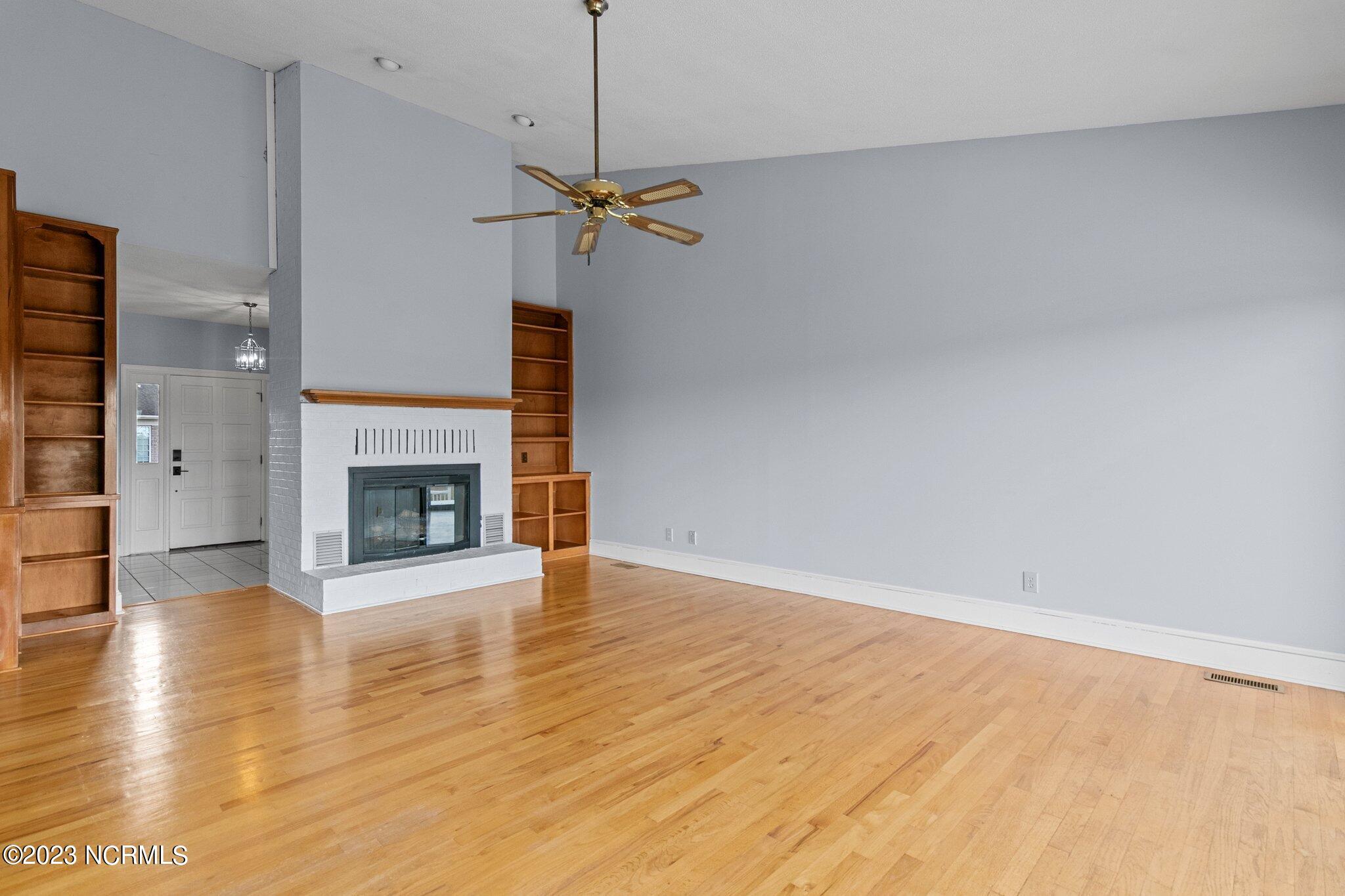 867 Castleberry Court Property Photo 30
