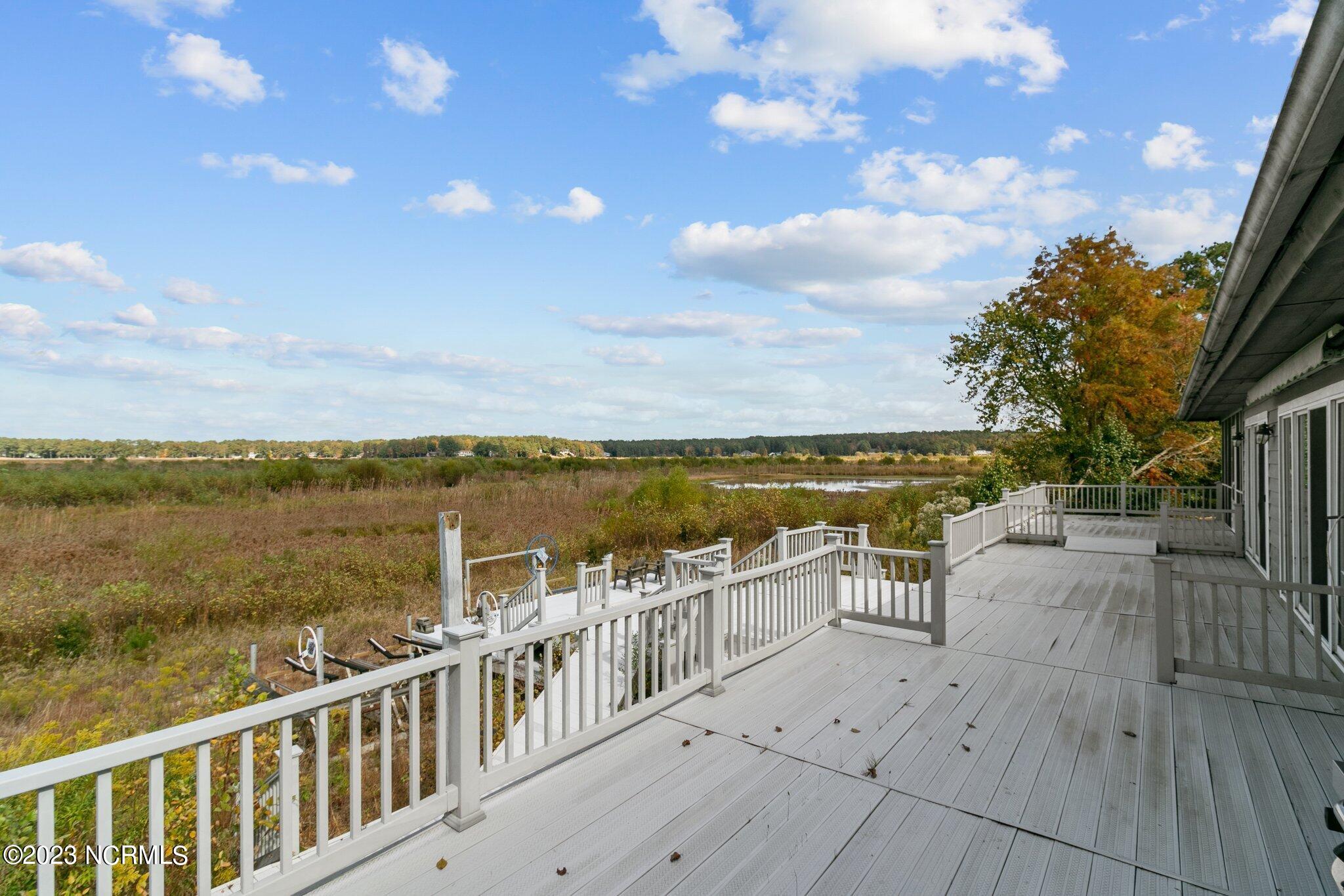 867 Castleberry Court Property Photo 40