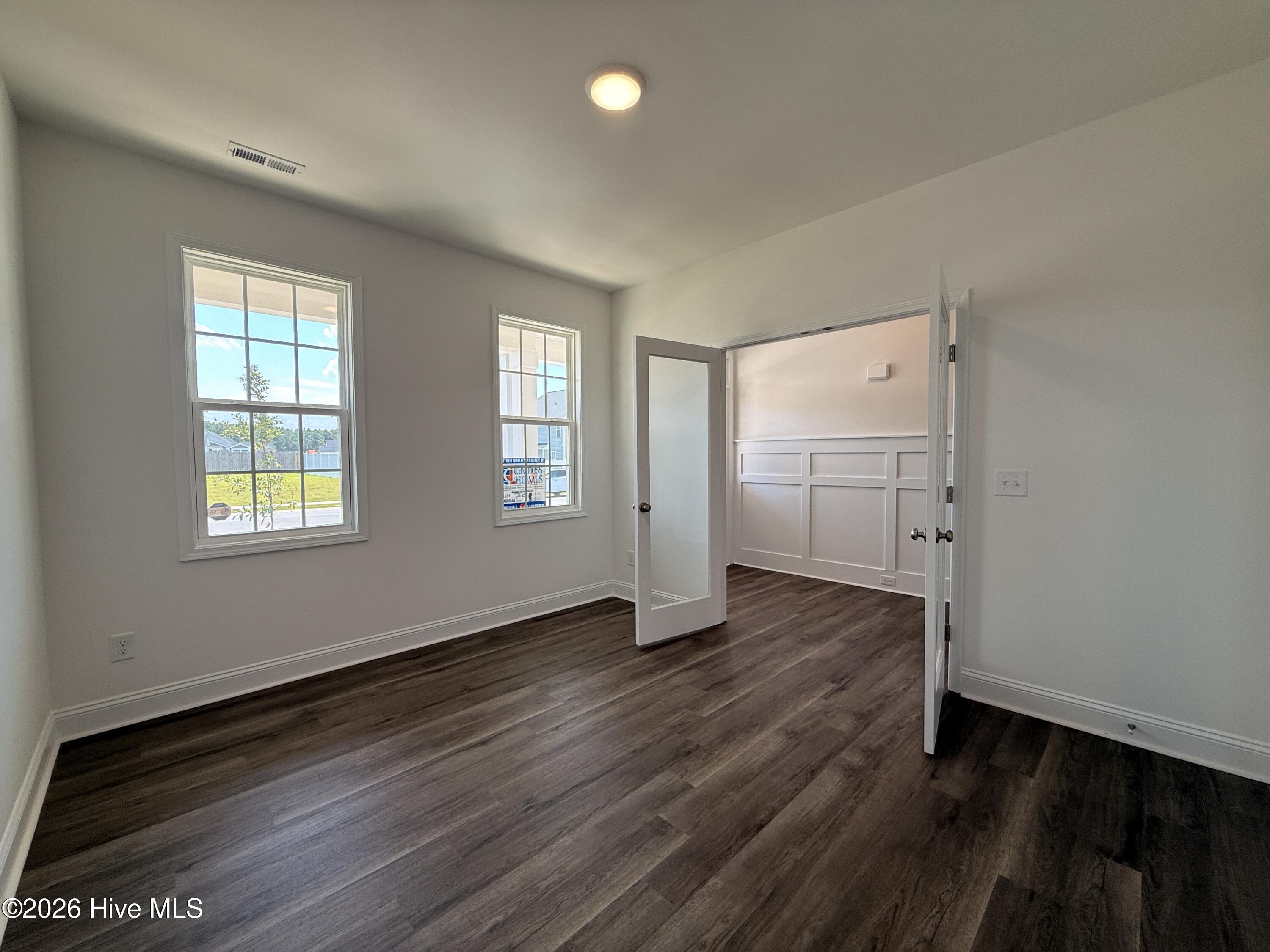 336 Steelwood Street Property Photo 8